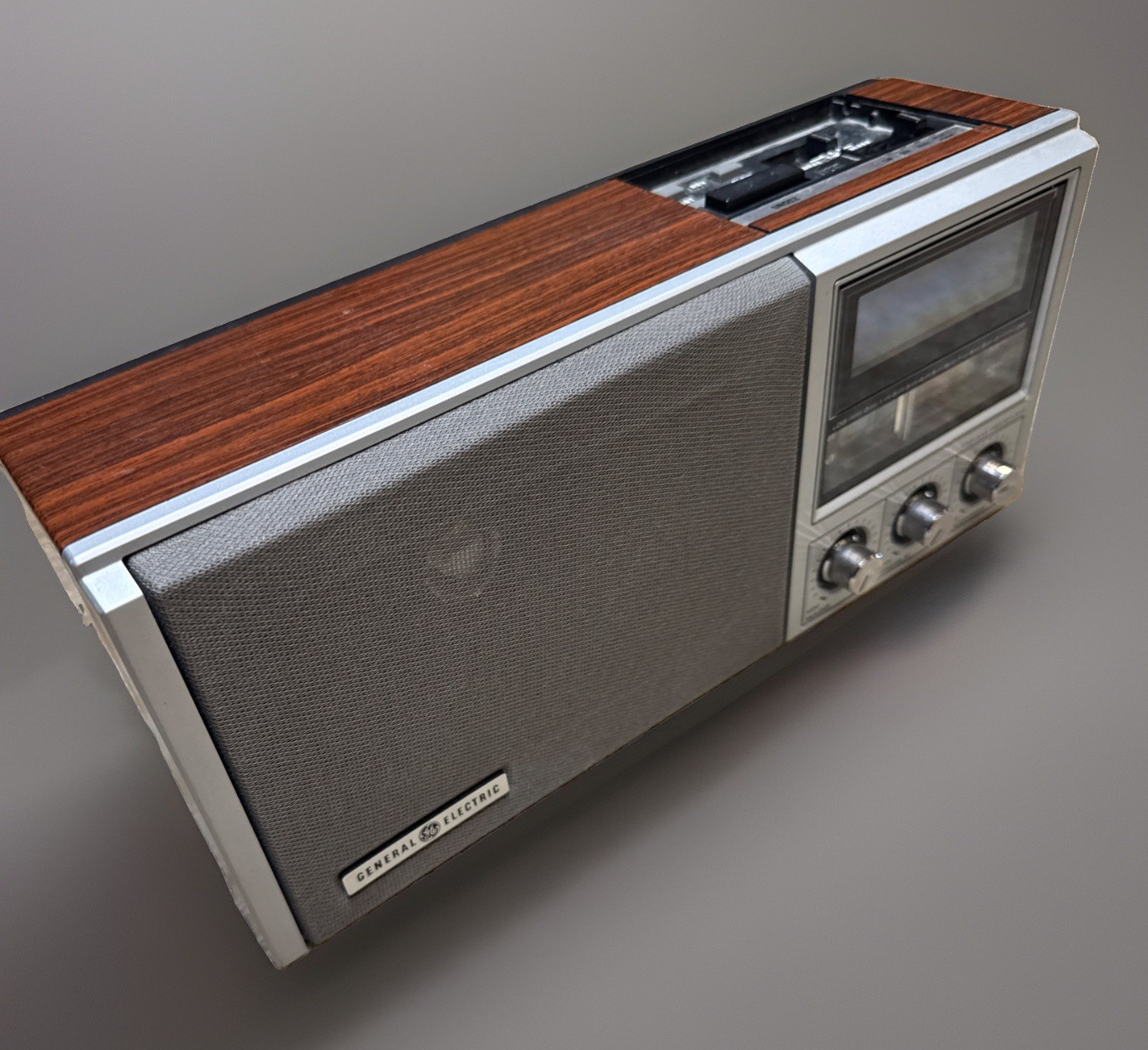 VINTAGE General Electric GE MCM AM FM Clock Radio Model 7-4691A Tested VINTAGE General Electric GE MCM AM FM Clock Radio Model 7-4691A Tested