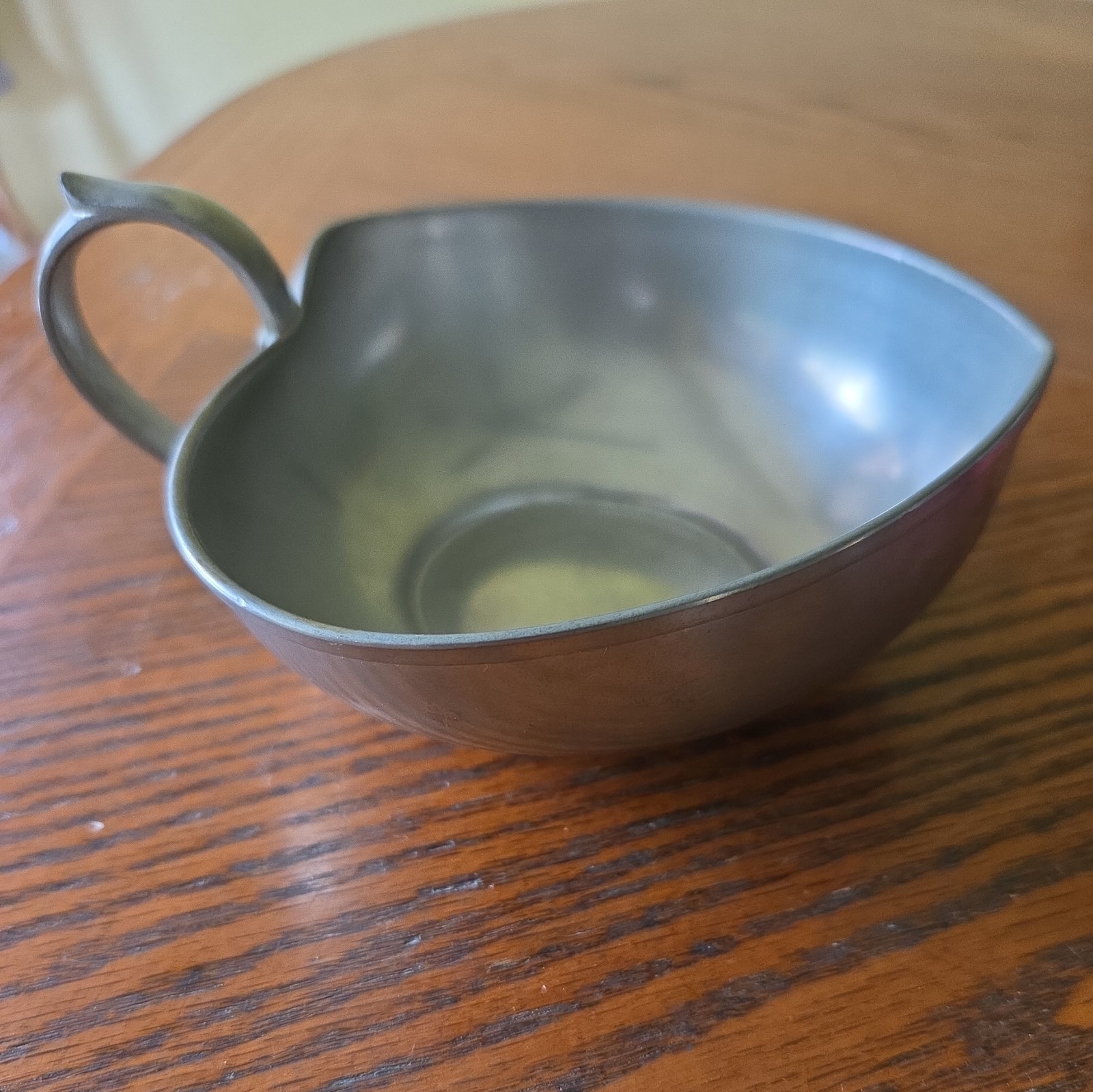 Vintage Royal Holland Daalderop Pewter Handled Bowl Vintage Royal Holland Daalderop Pewter Handled Bowl