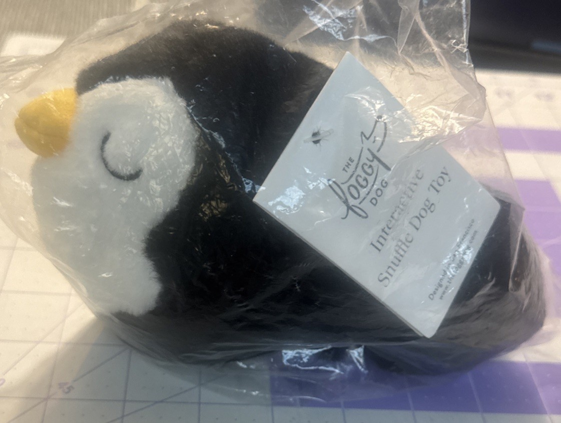 The Foggy Dog Interactive Snuggle Toy 2 In 1 Bounce & Squeak Penguin NIP