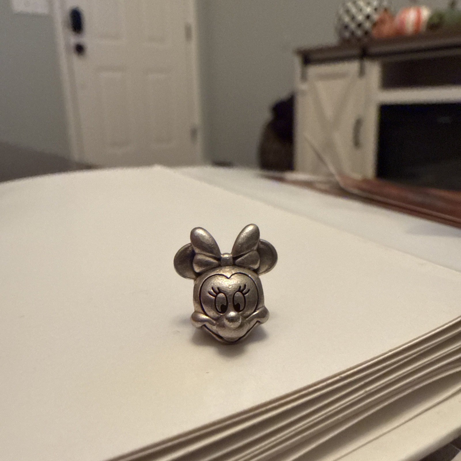 Retired 2014 Pandora Disney Minnie Mouse Portrait 3D S925 Threaded Bead Charm Retired 2014 Pandora Disney Minnie Mouse Portrait 3D S925 Threaded Bead Charm
