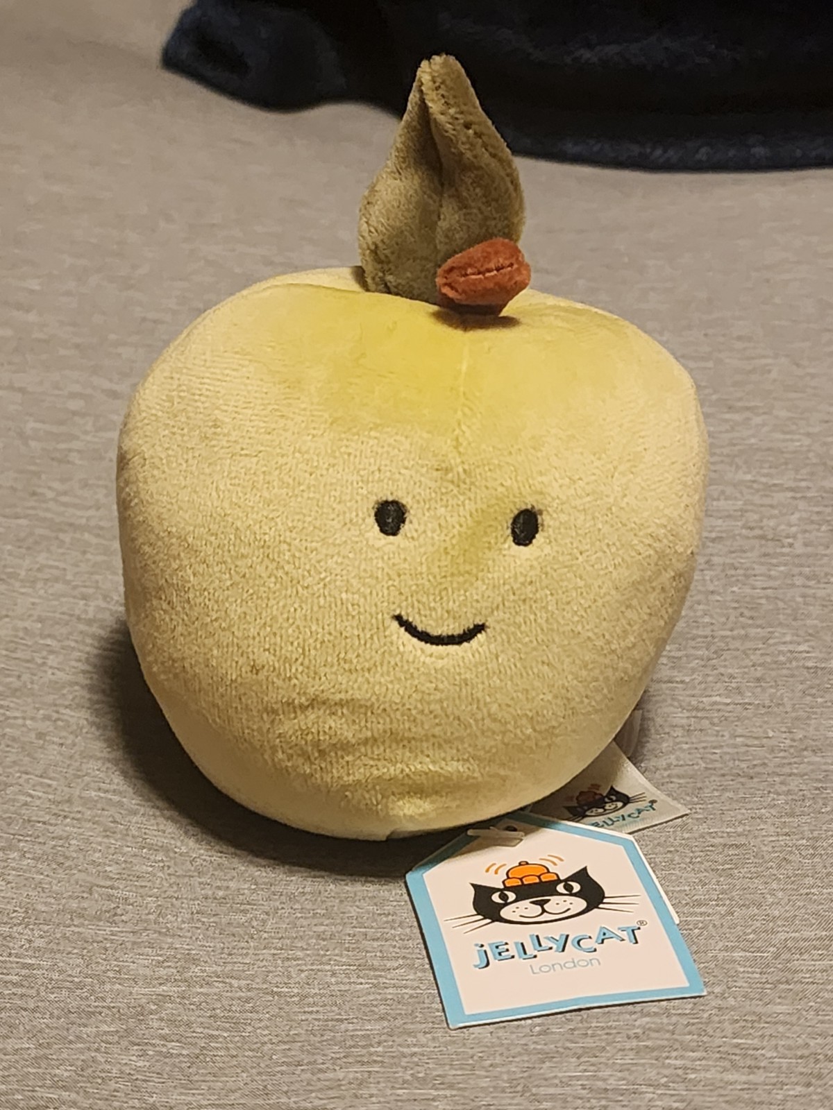 Authentic Jellycat Fabulous Fruit Green Apple Rare 3” Plush w/ Original Tag Authentic Jellycat Fabulous Fruit Green Apple Rare 3” Plush w/ Original Tag
