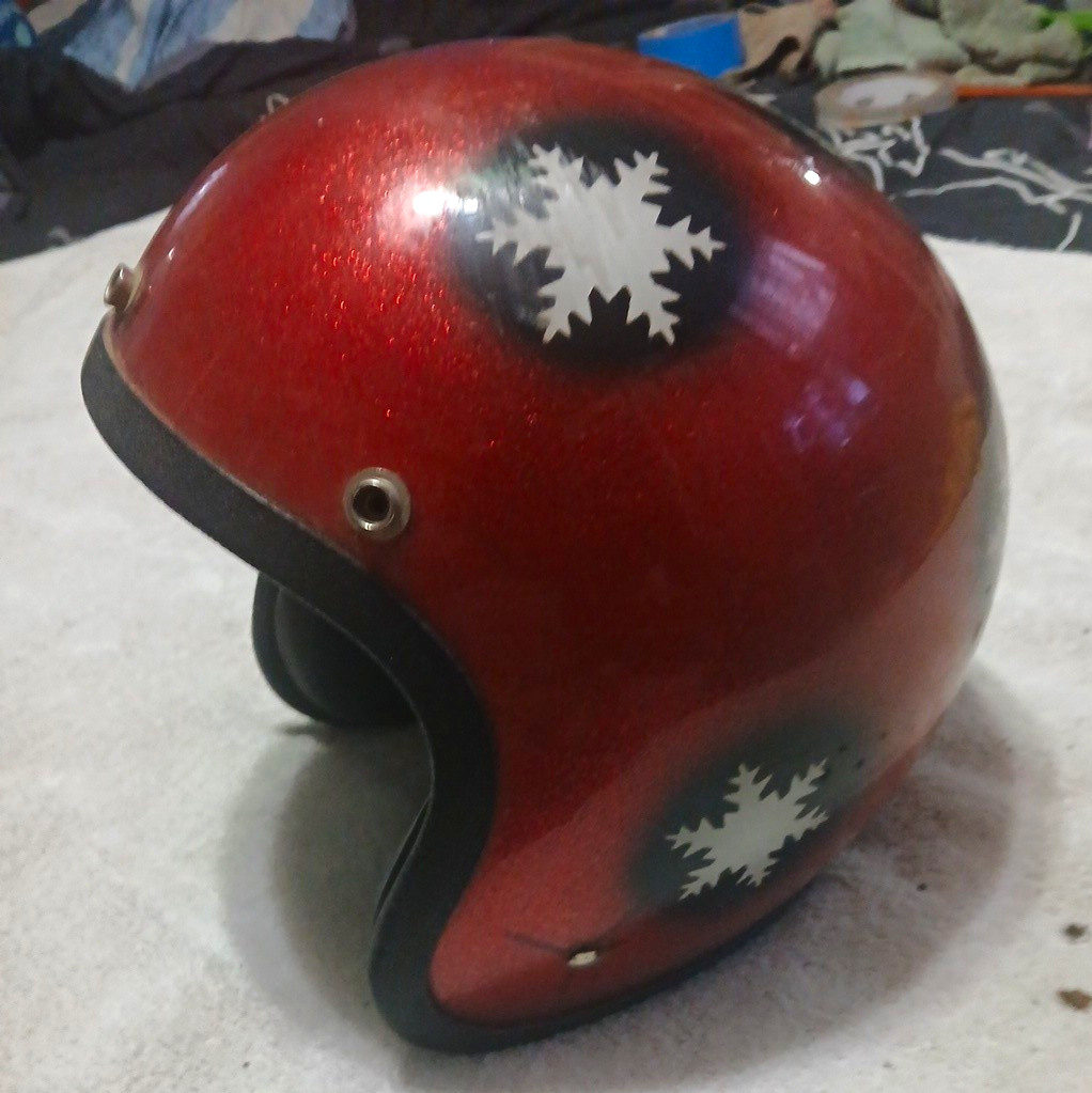Vintage Late 60\'s STERLING Motorcycle Helmet VHTF Metalflake Red \ Vintage Late 60\'s STERLING Motorcycle Helmet VHTF Metalflake Red \