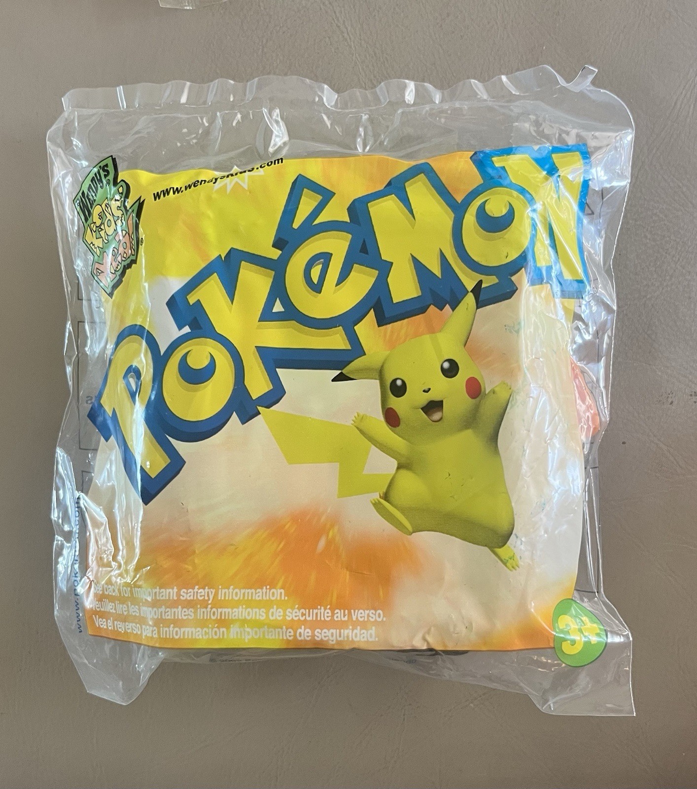 Sealed 2002 Wendy\'s Pokemon Kids Happy Meal Toy Charizard Trading Card Case