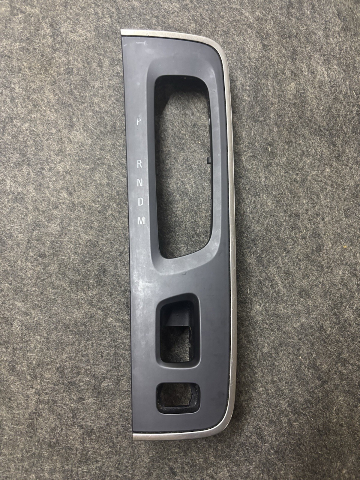 2014-2016 Buick Lacrosse Shifter Trim Bezel