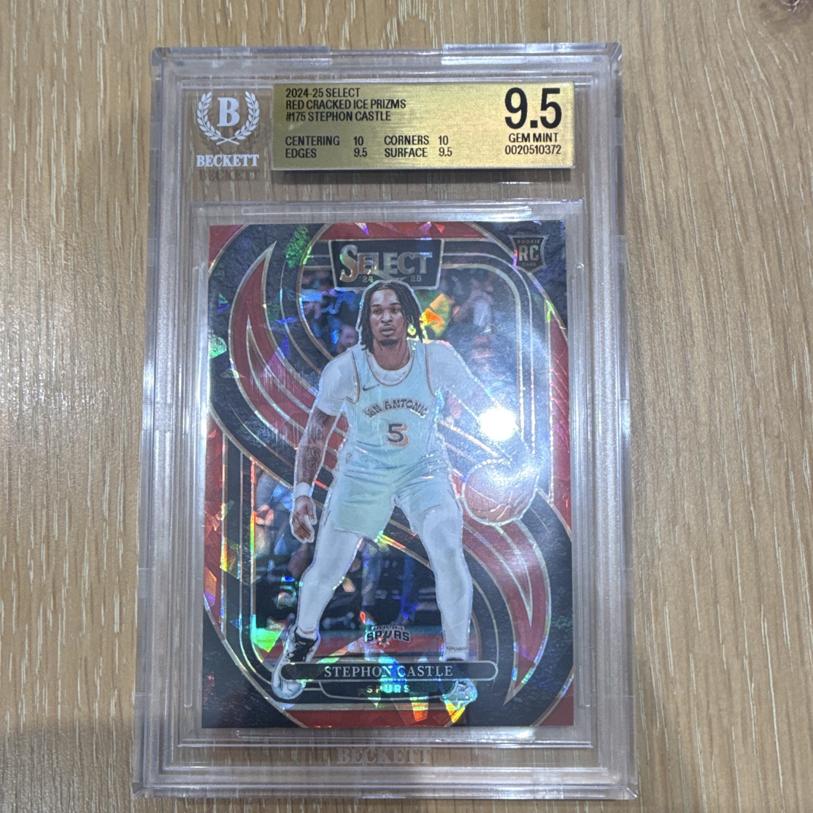 2024-25 Panini Select Stephon Castle #175 Red Cracked Ice Prizm (RC) 2024-25 Panini Select Stephon Castle #175 Red Cracked Ice Prizm (RC)