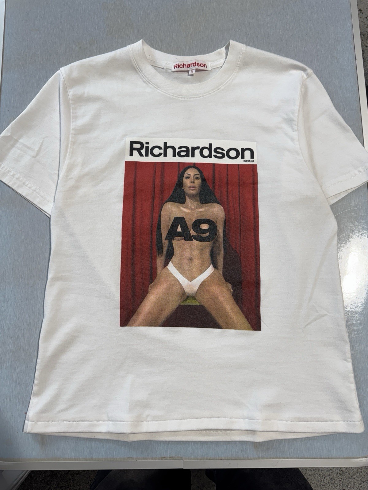 Richardson 20th Anniversary Kim Kardashian A9 White Tshirt Tee Size Small S