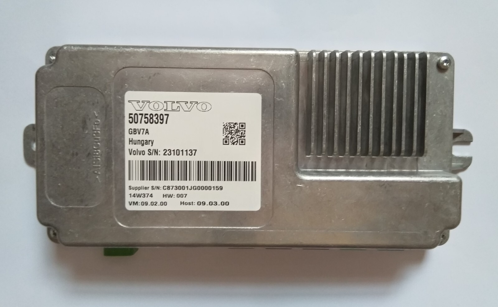 PRICE DROP. Genuine New Original OEM ECU Control Unit 50758397 for Volvo cameras
