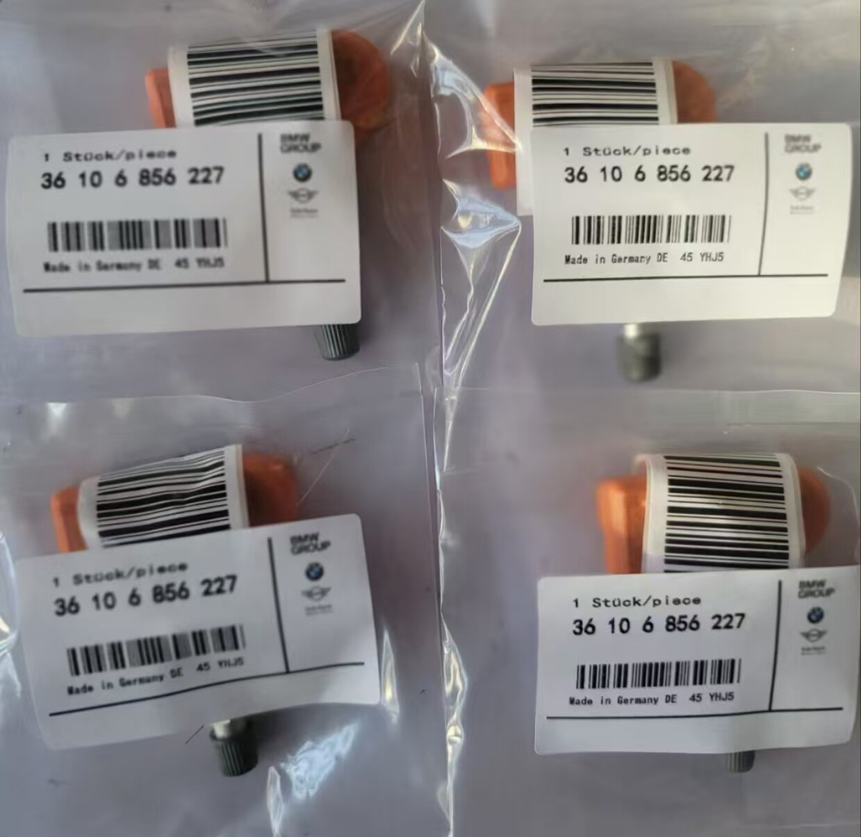 New BMW OE Replacement Huf TPMS Sensor Set 36106874829 433 mhz.。