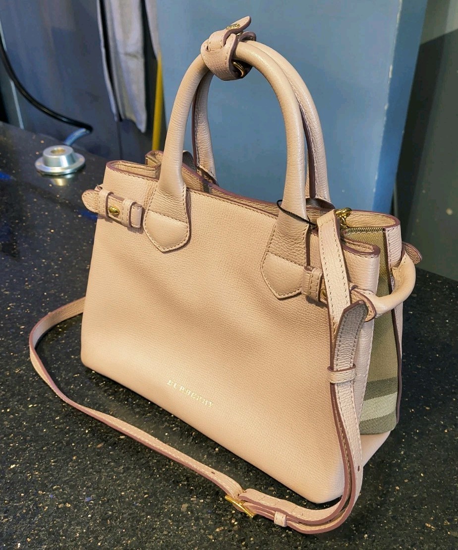 Burberry Bannner Pale Orchid Derby Leather House Check Medium Tote Bag AUTH