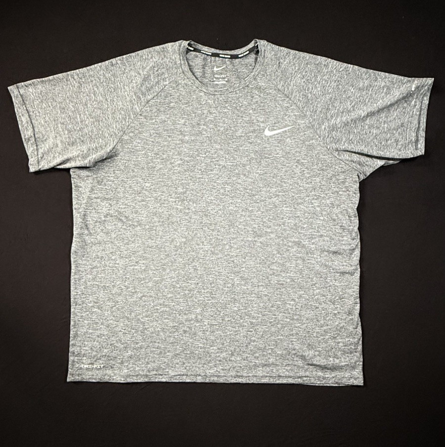 Nike Swim Dri-Fit Men\'s Gray Marbled Short Sleeve Hydroguard Shirt Size XL