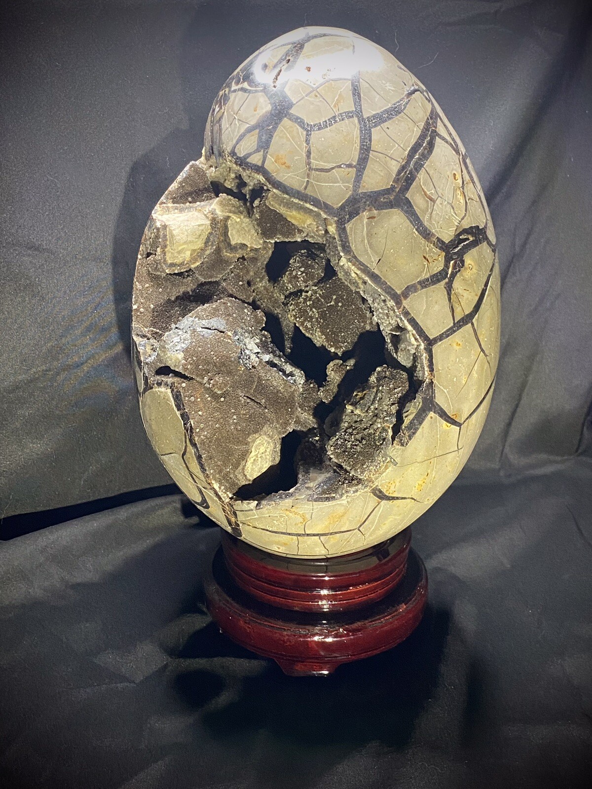Huge UV Reactive Septarian Geode “Dragon” Egg With Stand 10.6 Kg (23+ Pounds)