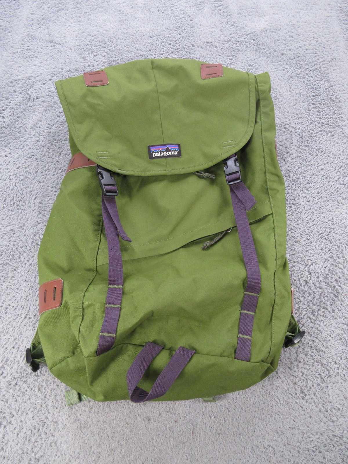 Patagonia Backpack Green Hiking Trail Daypack Arbor Synthetic Top Load