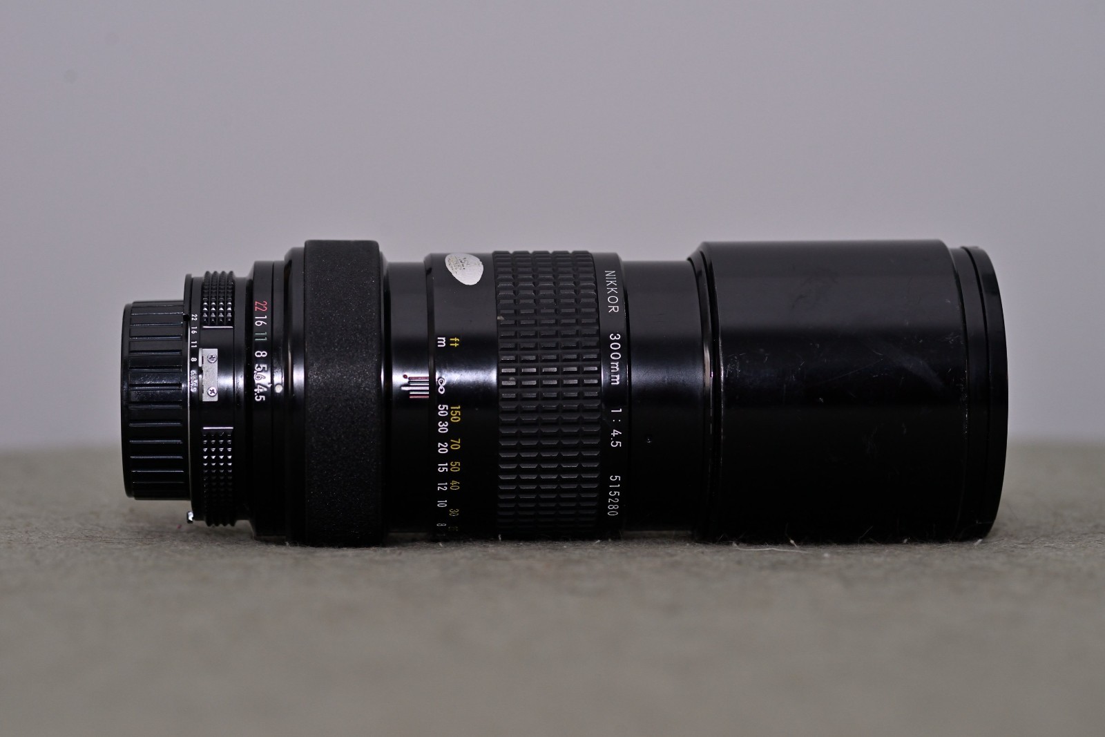 Nikon Nikkor 300mm f/4.5 AI Lens - Nikon F Mount Nikon Nikkor 300mm f/4.5 AI Lens - Nikon F Mount