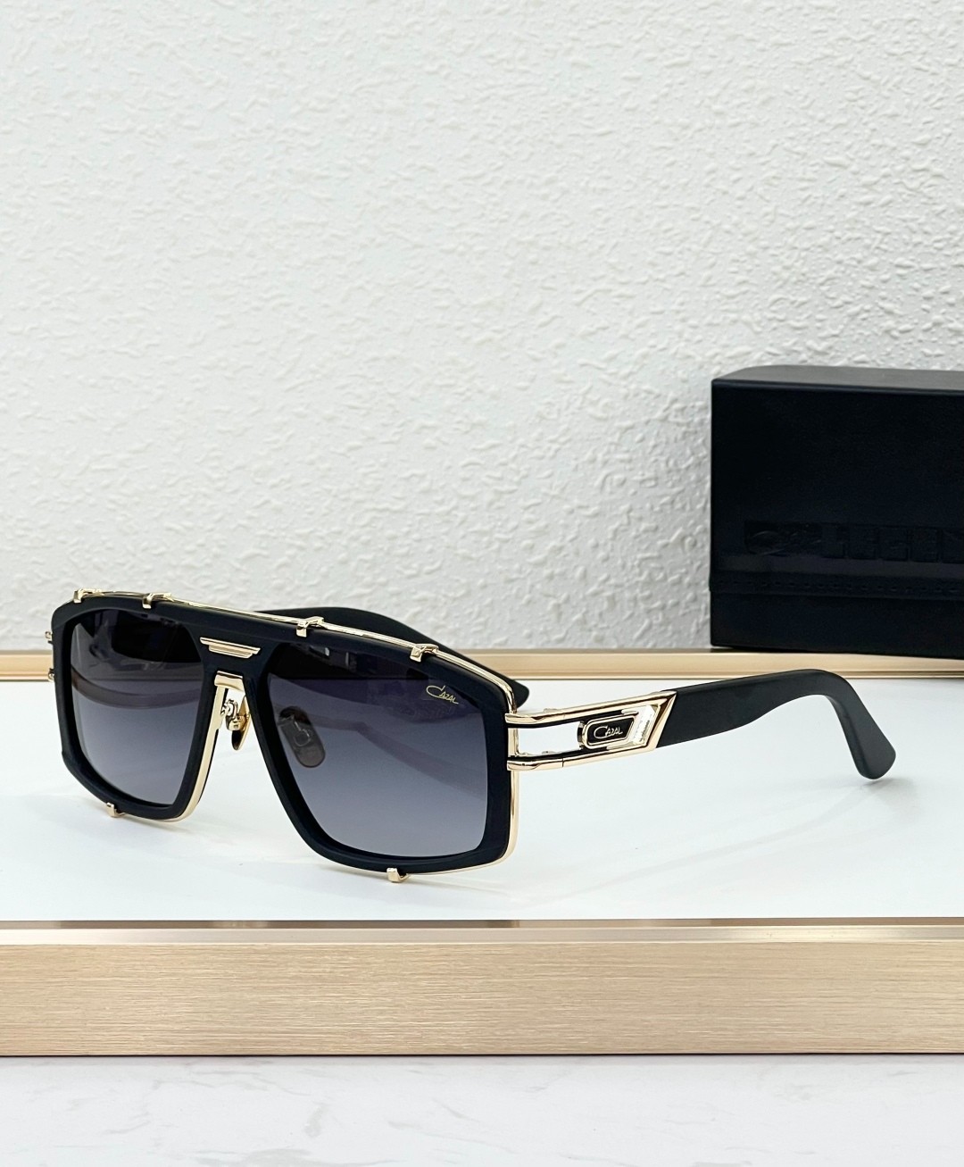 CAZAL MOD8046 Sunglasses – Unisex Fashion Frame (61□16-140) CAZAL MOD8046 Sunglasses – Unisex Fashion Frame (61□16-140)