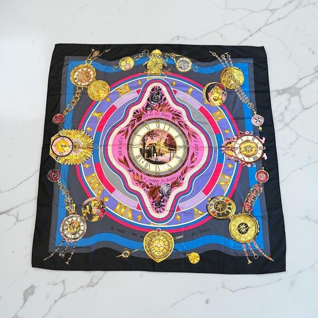 HERMES Carre 90 Parmi les Fleurs Je Compte les Heures Silk Scarf Black