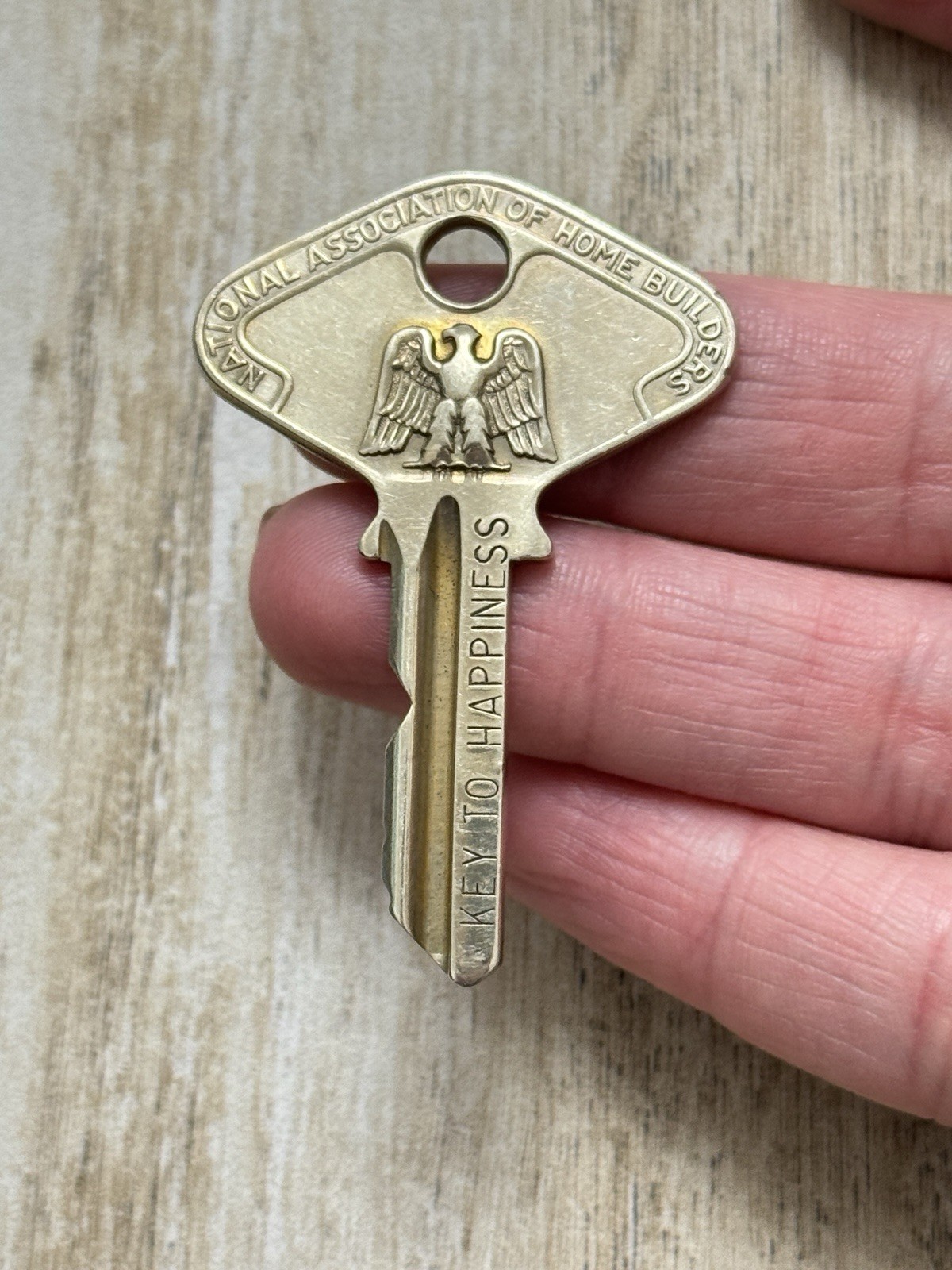 Vintage Ornate National Association Of Home Builders Yale Key To Happiness Key