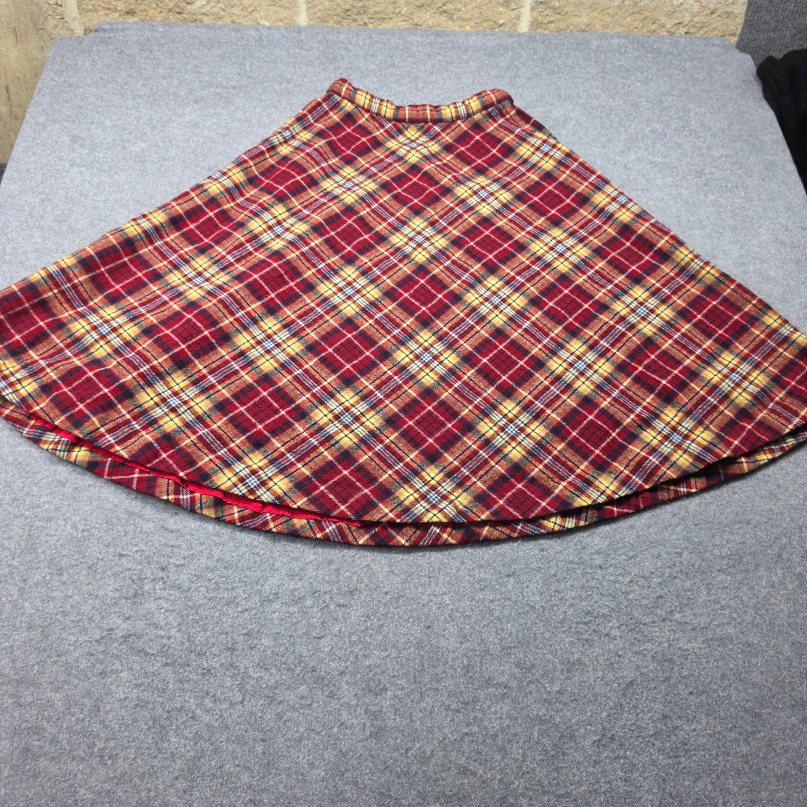 Vintage  Pendelton Virgin Wool Red Yellow Plaid Circle Women  Skirt  Talon Zip