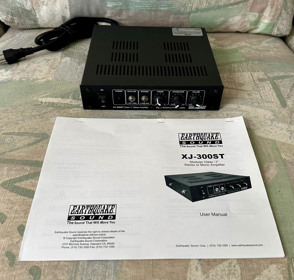 Earthquake XJ-300ST 2-Channel Class J Stereo Amplifier w/ Power Cord & Manual