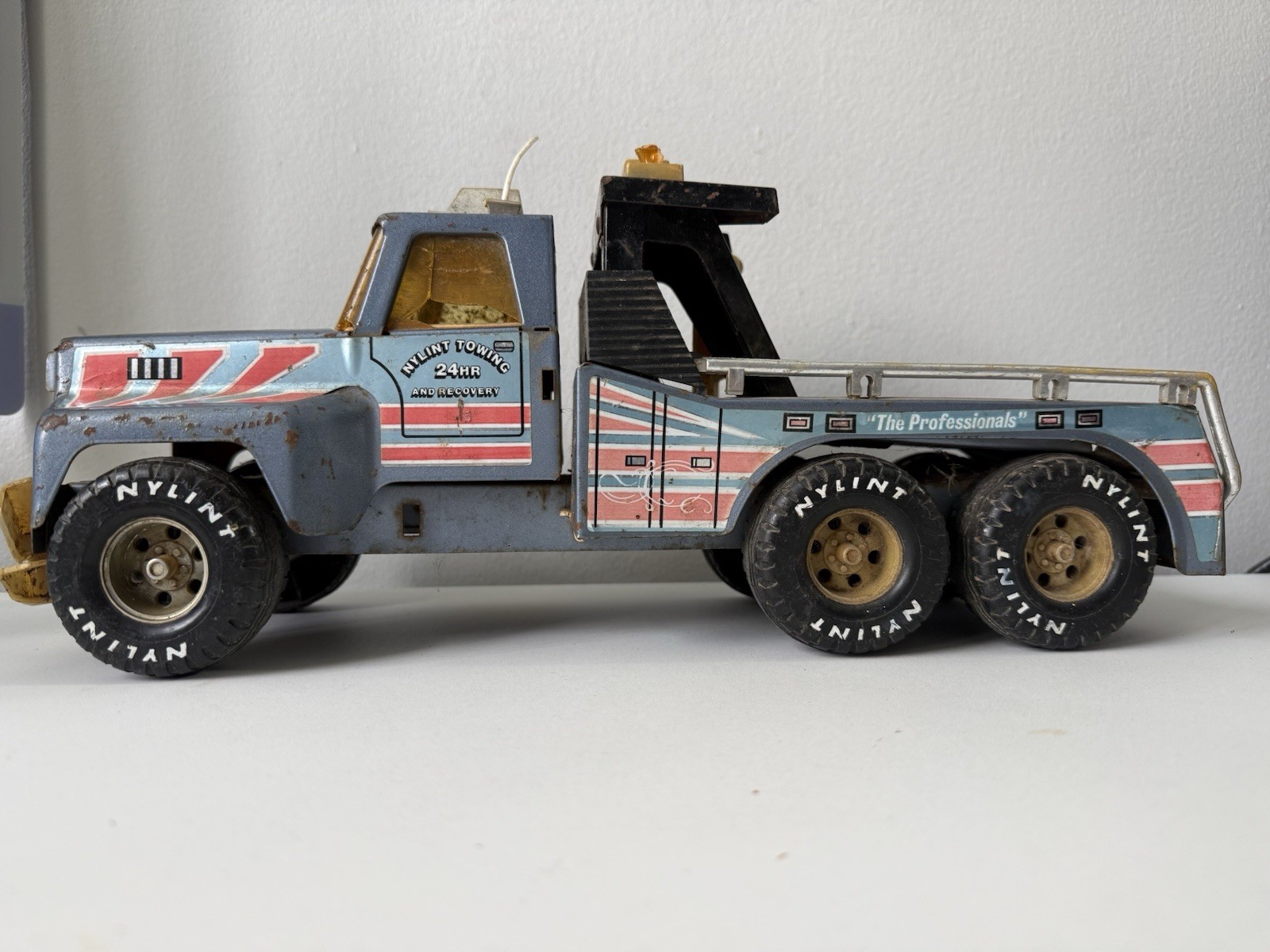 Vintage Silver Nylint 24-Hour Towing and Recovery Truck Pressed Steel 15\'\' Long