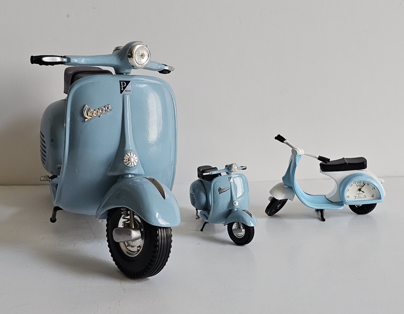 Vintage Sky Blue Vespa Xonex 1:6 & 1:12 Scale Matching Rally Motor Scooters Lot Vintage Sky Blue Vespa Xonex 1:6 & 1:12 Scale Matching Rally Motor Scooters Lot