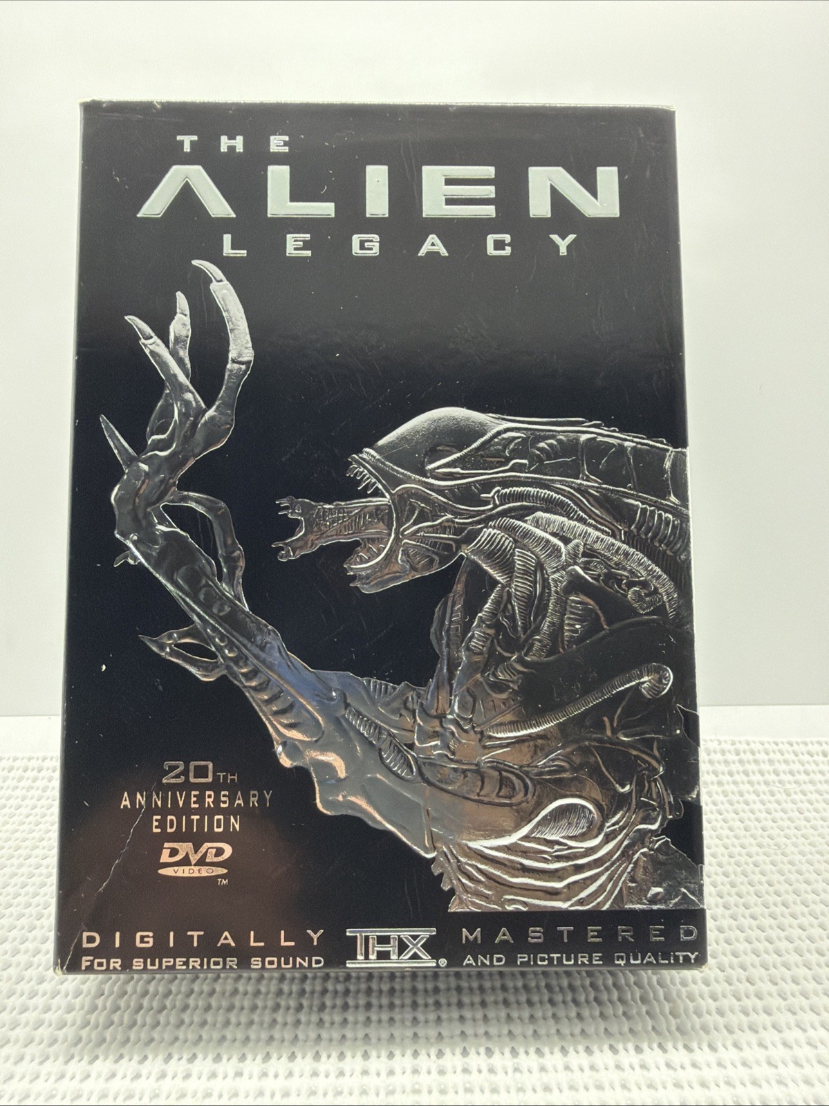 Alien Legacy (DVD, 1999, 4-Disc Set) Alien Legacy (DVD, 1999, 4-Disc Set)