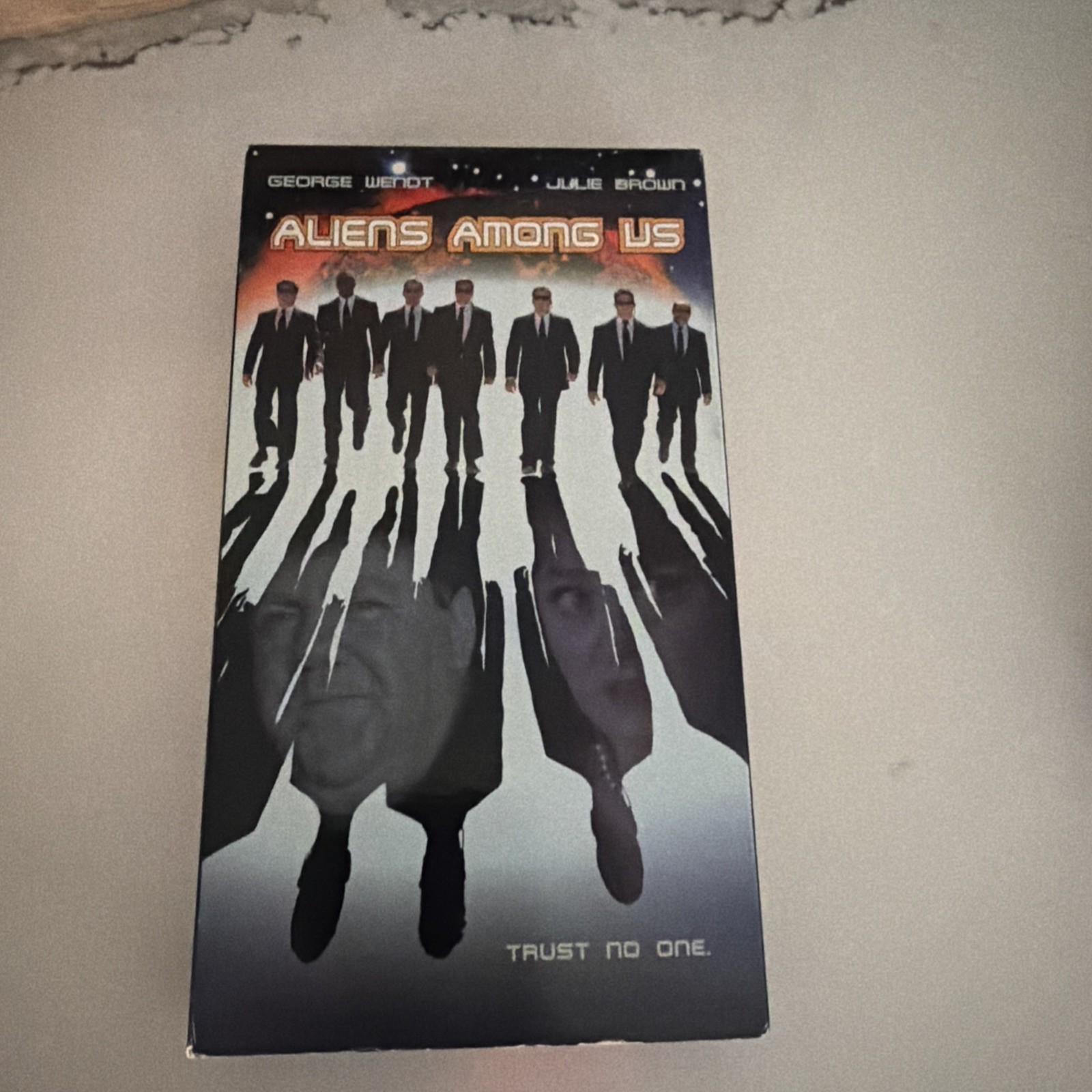 Aliens Among Us VHS (1998 New Horizons Home Video) George Wendt Aliens Among Us VHS (1998 New Horizons Home Video) George Wendt