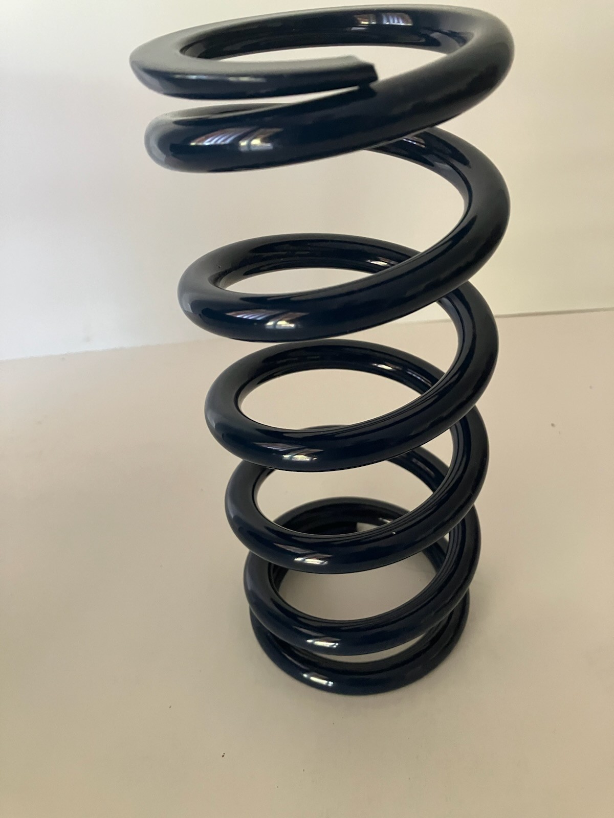 Hypercoil Blue 8 in. x 2.5 id 350# spring Hypercoil Blue 8 in. x 2.5 id 350# spring