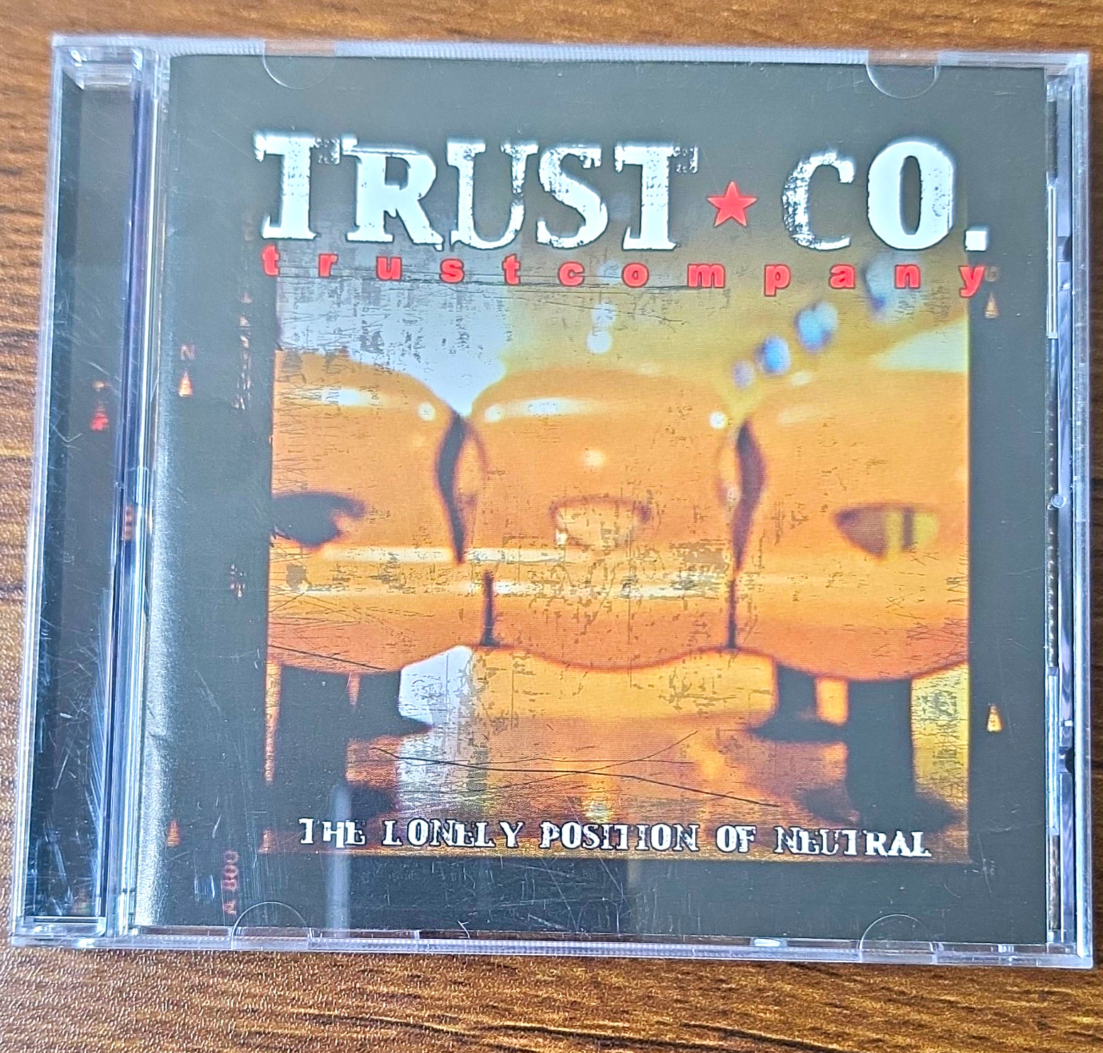 Trust Company The Lonely Position of Neutral CD 2002 Geffen 0694933122 Trust Company The Lonely Position of Neutral CD 2002 Geffen 0694933122