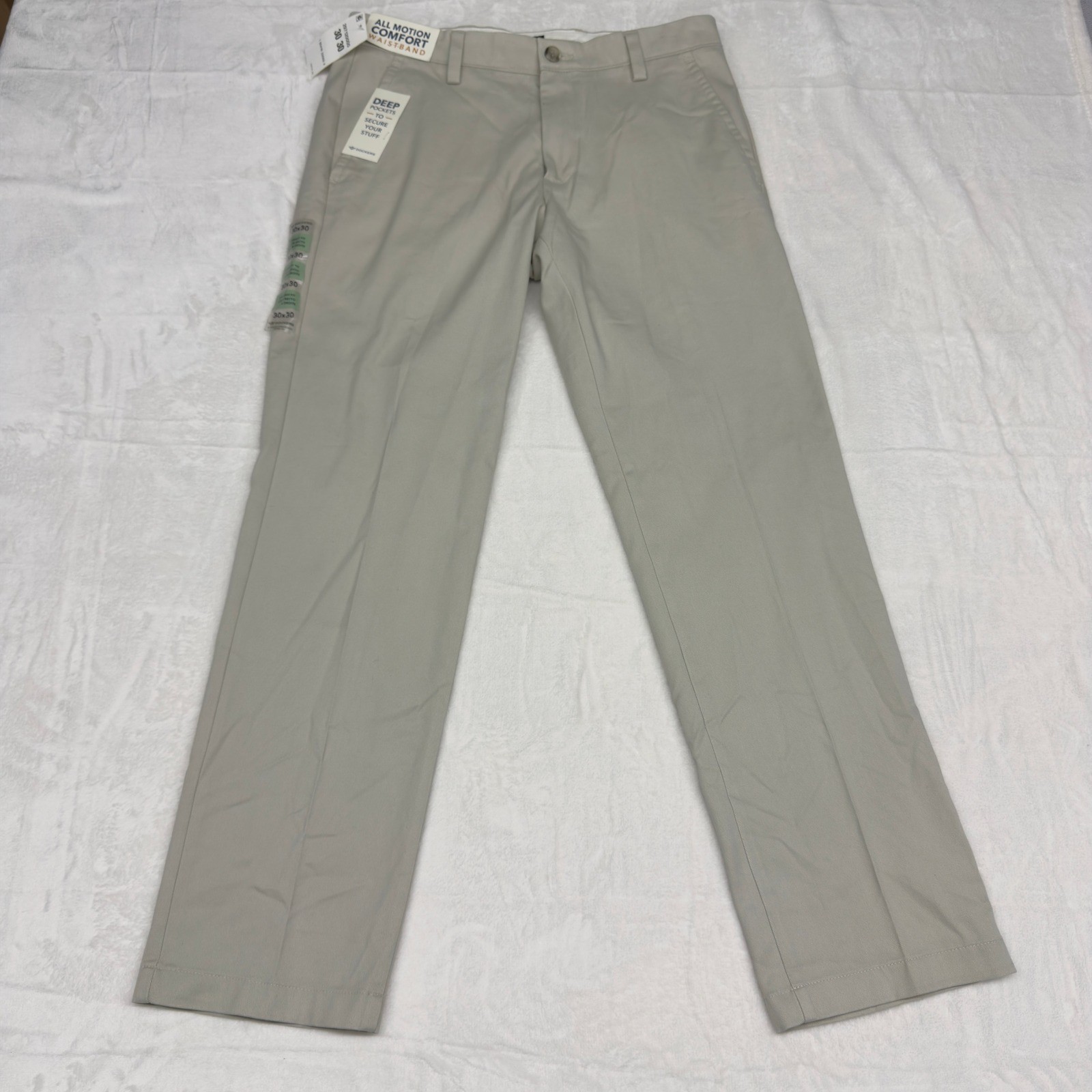 New Dockers Pants Mens 30x30 Tan Easy Khaki Chino Preppy Stretch Business Casual New Dockers Pants Mens 30x30 Tan Easy Khaki Chino Preppy Stretch Business Casual