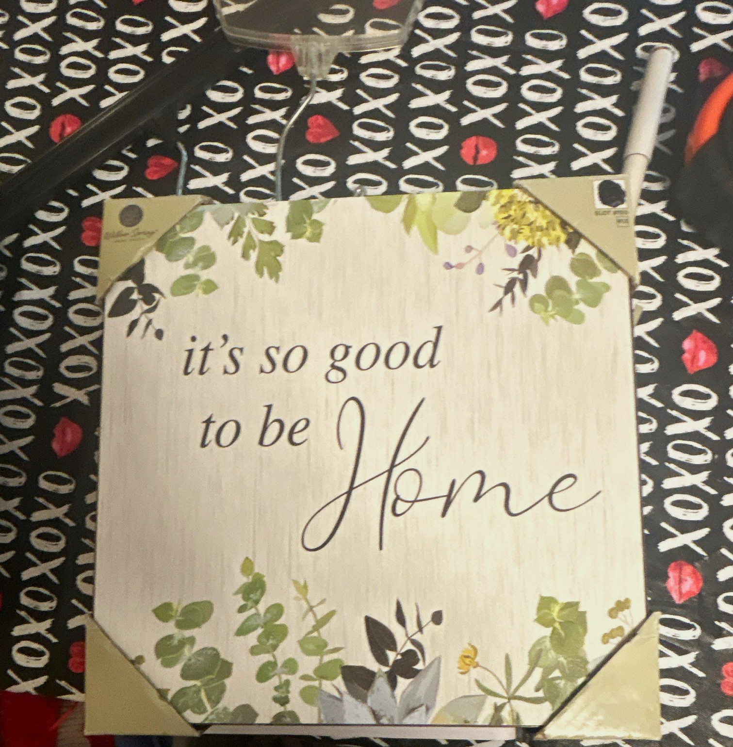It’s So Good to Be Home Botanical Wood Hanging Wall Sign, Square White/Green It’s So Good to Be Home Botanical Wood Hanging Wall Sign, Square White/Green