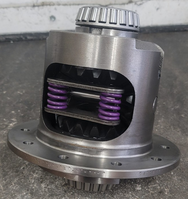 USED - Yukon Gear and Axle Duragrip GM 8.2 - 28 Spline - YDGGM8.2-3-28-1 - Posi USED - Yukon Gear and Axle Duragrip GM 8.2 - 28 Spline - YDGGM8.2-3-28-1 - Posi