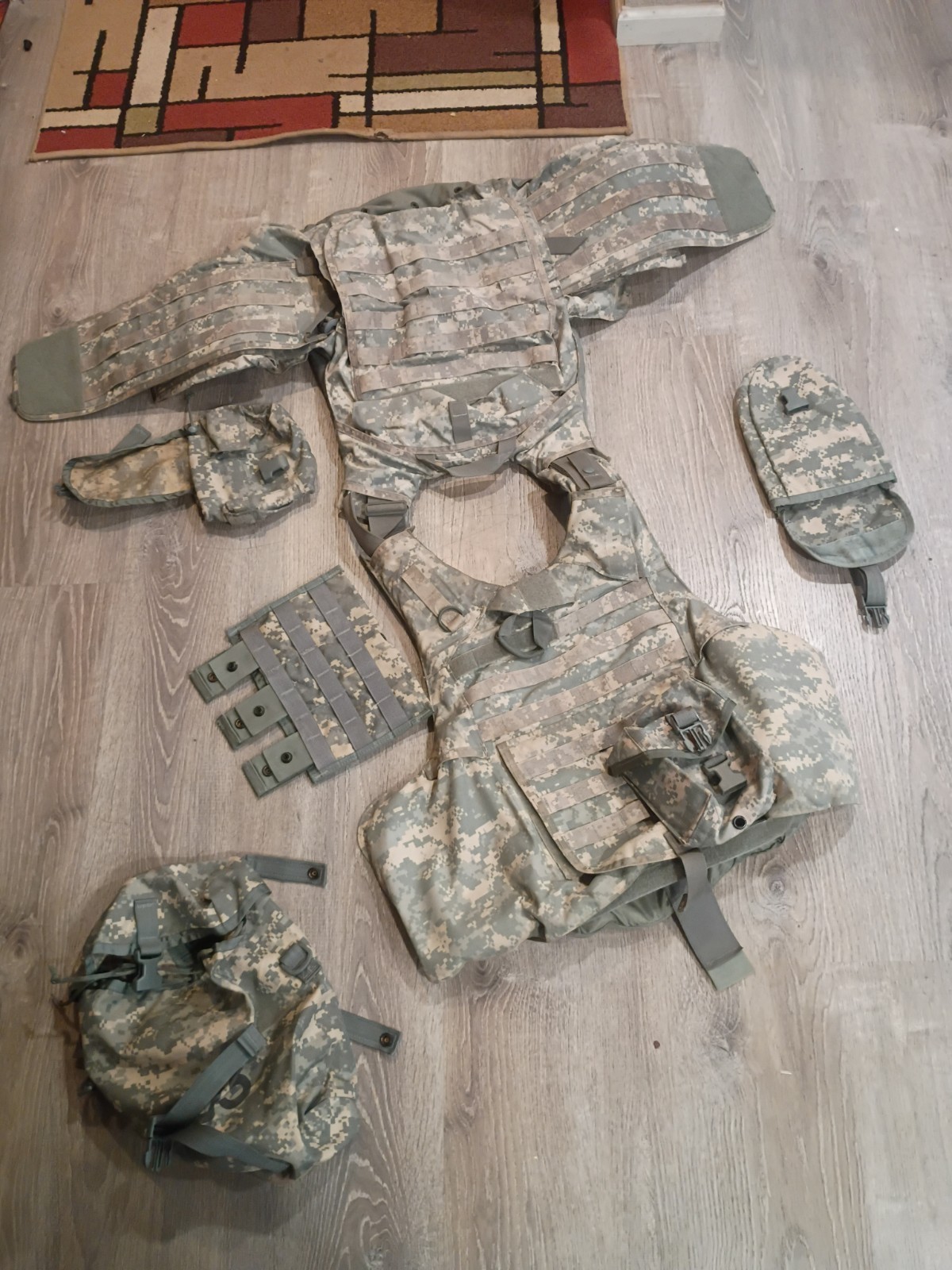 Improved Outer Tactical Vest Size Large ACU Digital Camo