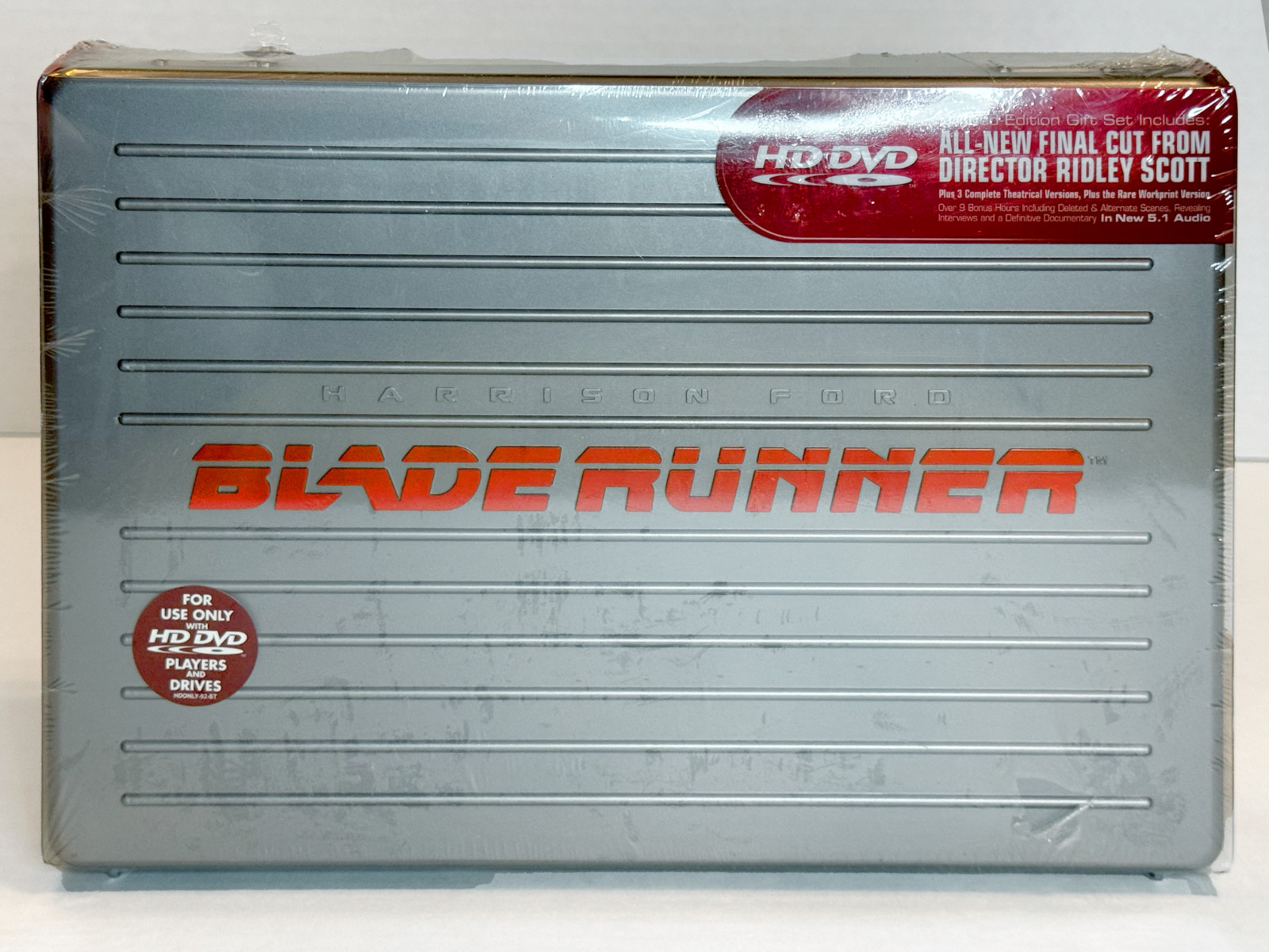 BLADE RUNNER Ultimate Collectors Edition HD-DVD Briefcase - FACTORY SEALED OOP