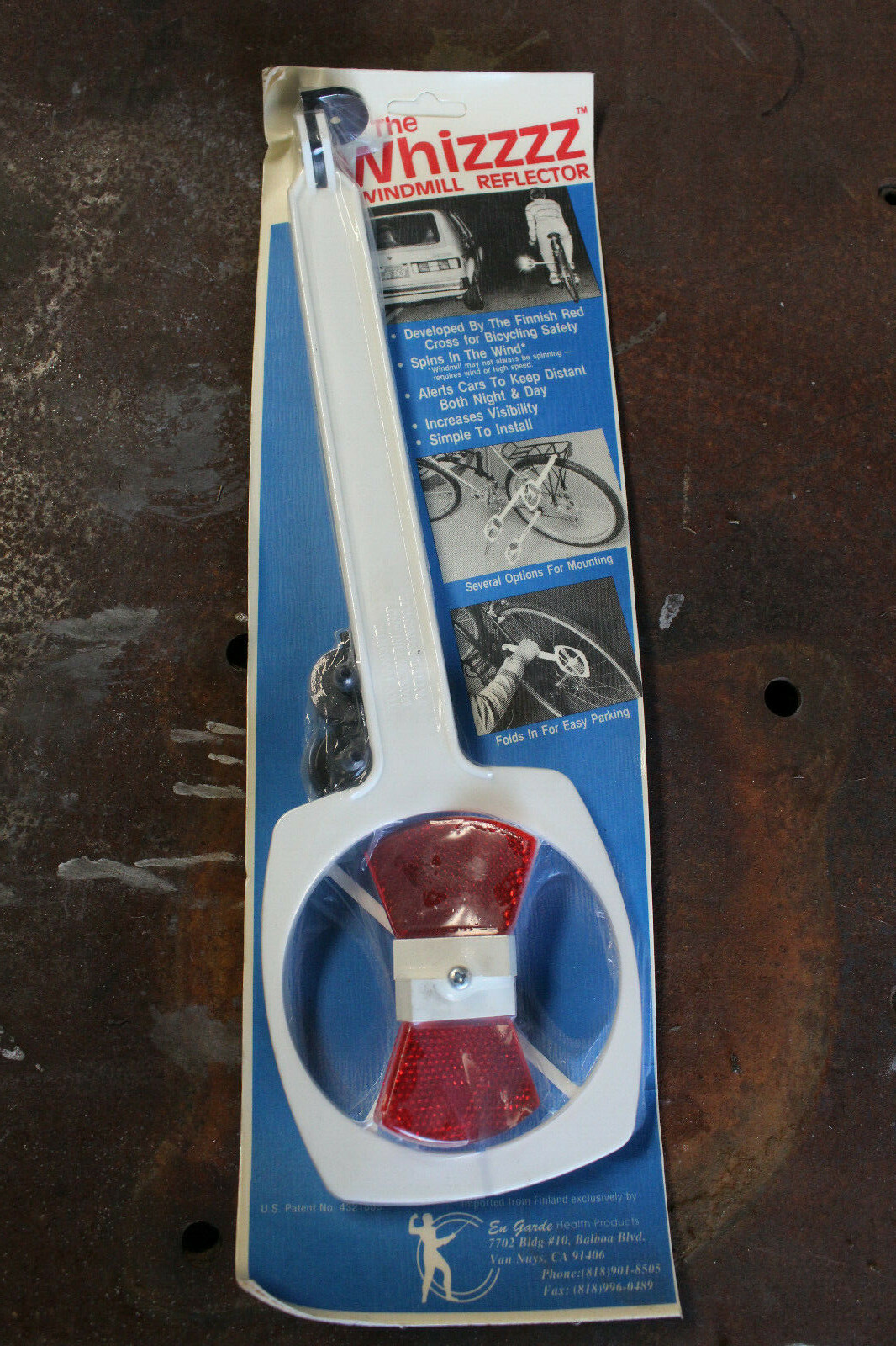 The Whizzzz windmill reflector bicycle reflector red spinning reflector The Whizzzz windmill reflector bicycle reflector red spinning reflector