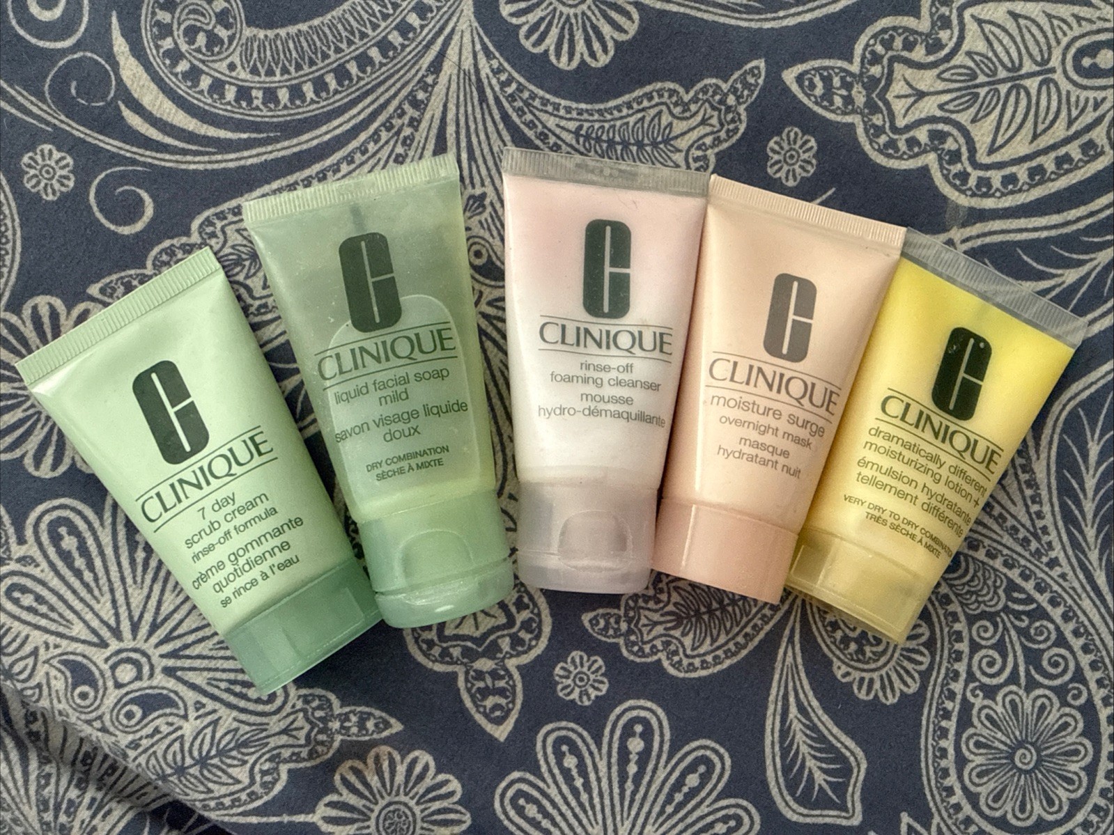 CLINIQUE 5 Piece Set Scrub-Soap-Cleanser-Surge-Moisturizer NEW