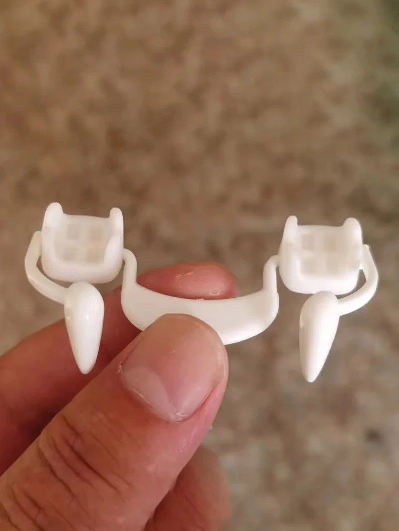 Retractable Vampire Teeth Fangs Halloween Cosplay Makeup Zombie Dentures Teeth