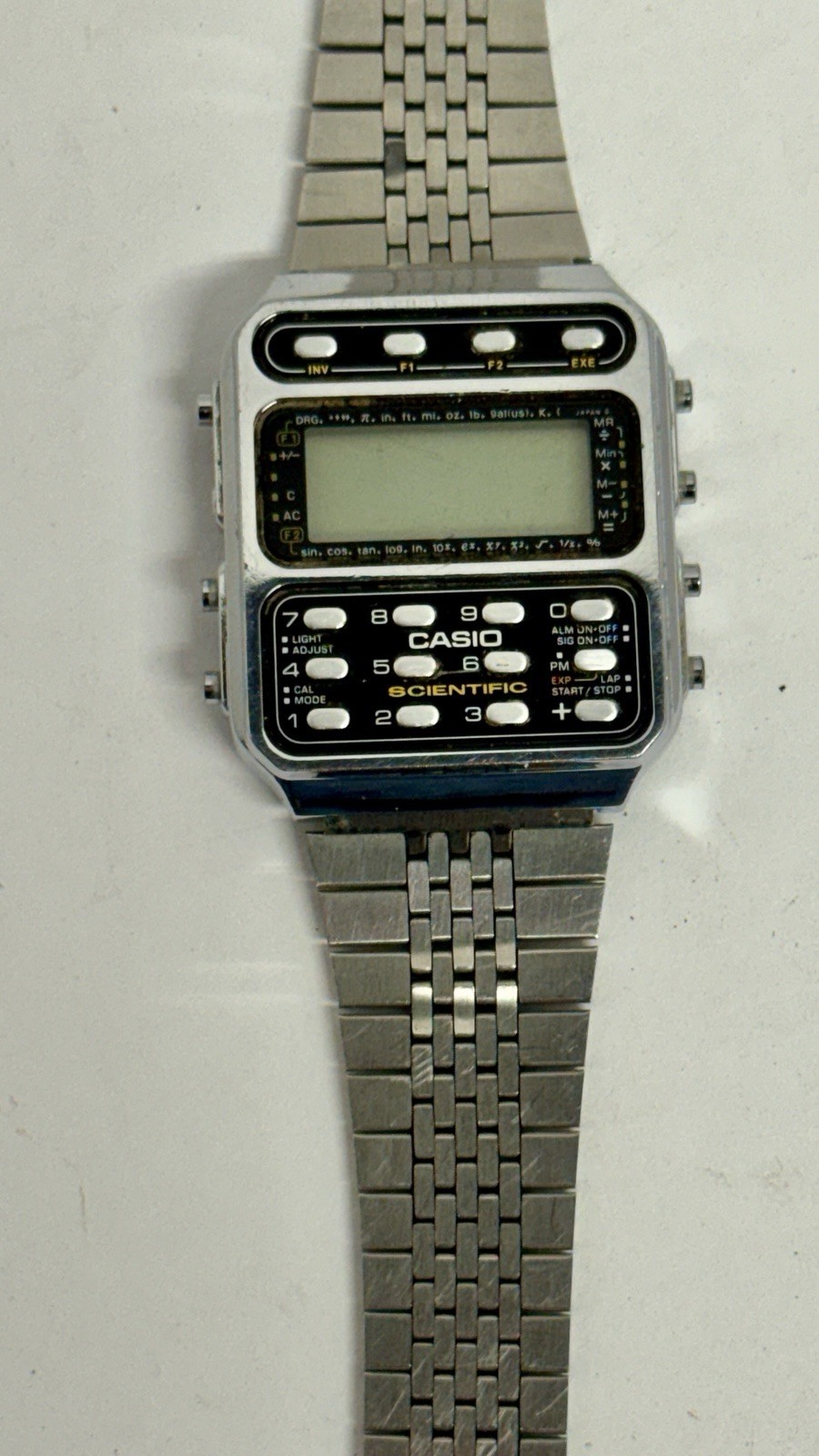 Casio CFX-200 Scientific Calculator Watch Vintage 197 Model, Made in Japan 1983 Casio CFX-200 Scientific Calculator Watch Vintage 197 Model, Made in Japan 1983