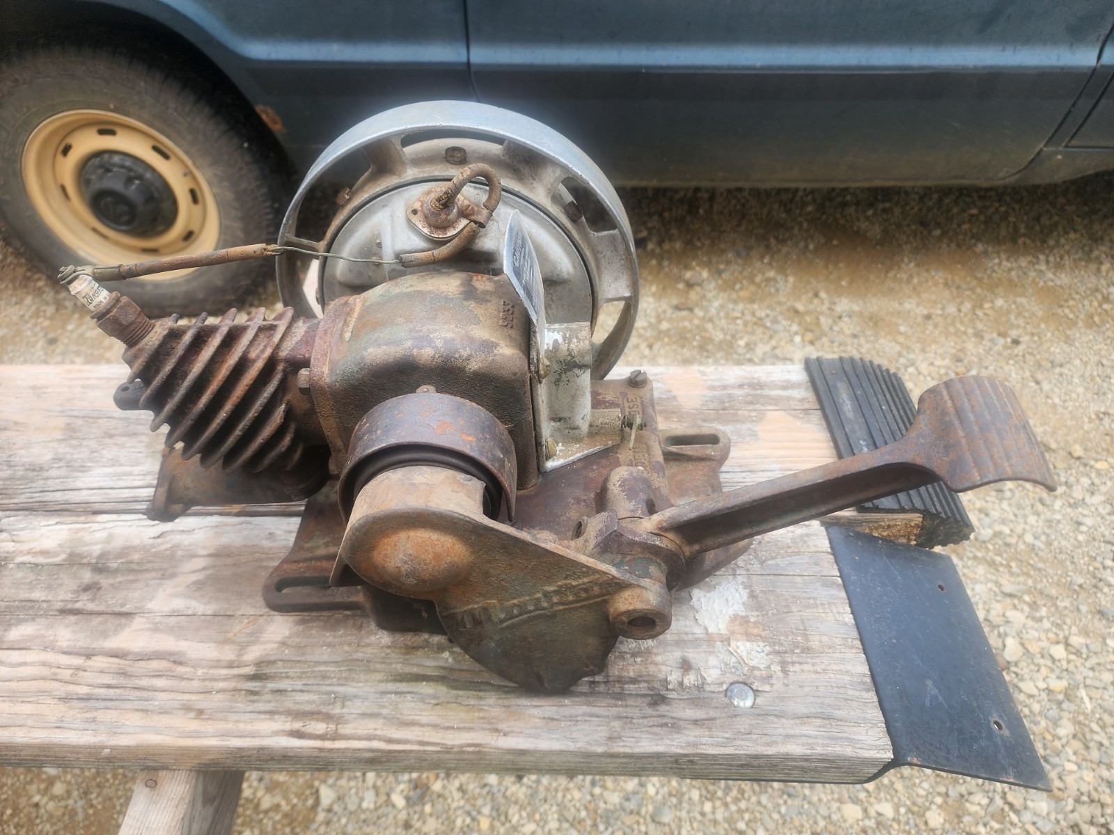 Vintage 1929 Maytag engine Model 92 Motor Model 11 Fuel Tank Parts Or Repair Vintage 1929 Maytag engine Model 92 Motor Model 11 Fuel Tank Parts Or Repair