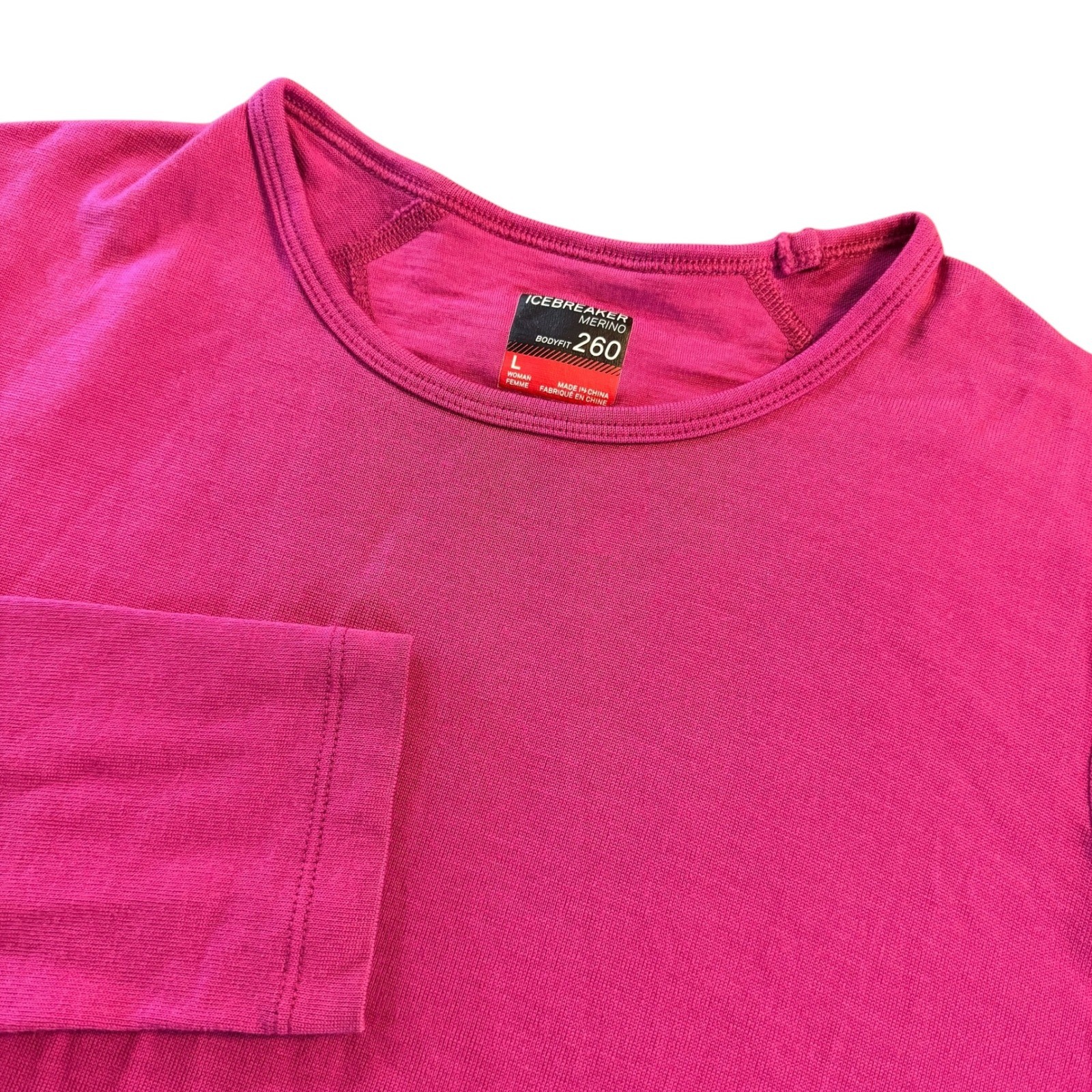 Icebreaker Womens L BodyFit 260 Tech Top Long Sleeve Magenta Wool Base Layer