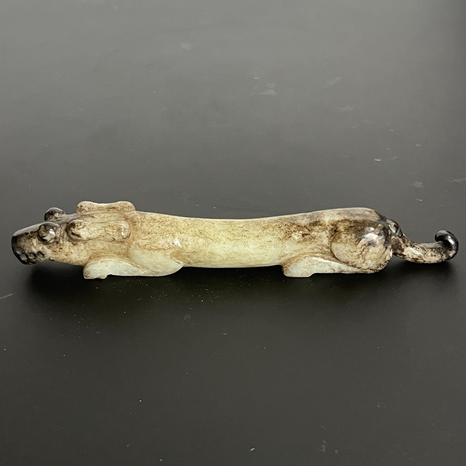 age-old China antique  Jade Tiger, Han Dynasty