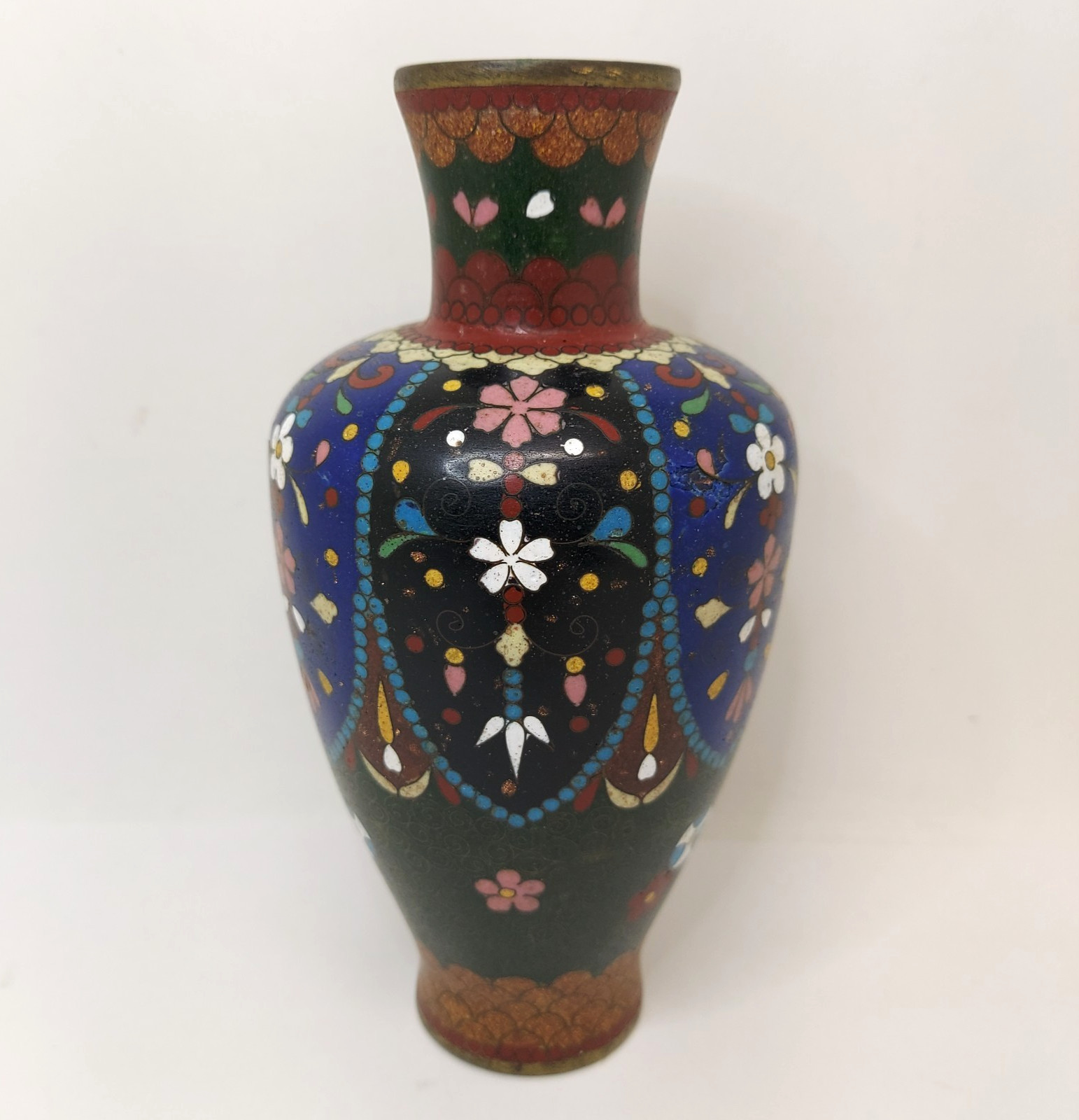 Antique Japanese Meiji Cloisonne Enamel Vase 6.5\ Antique Japanese Meiji Cloisonne Enamel Vase 6.5\