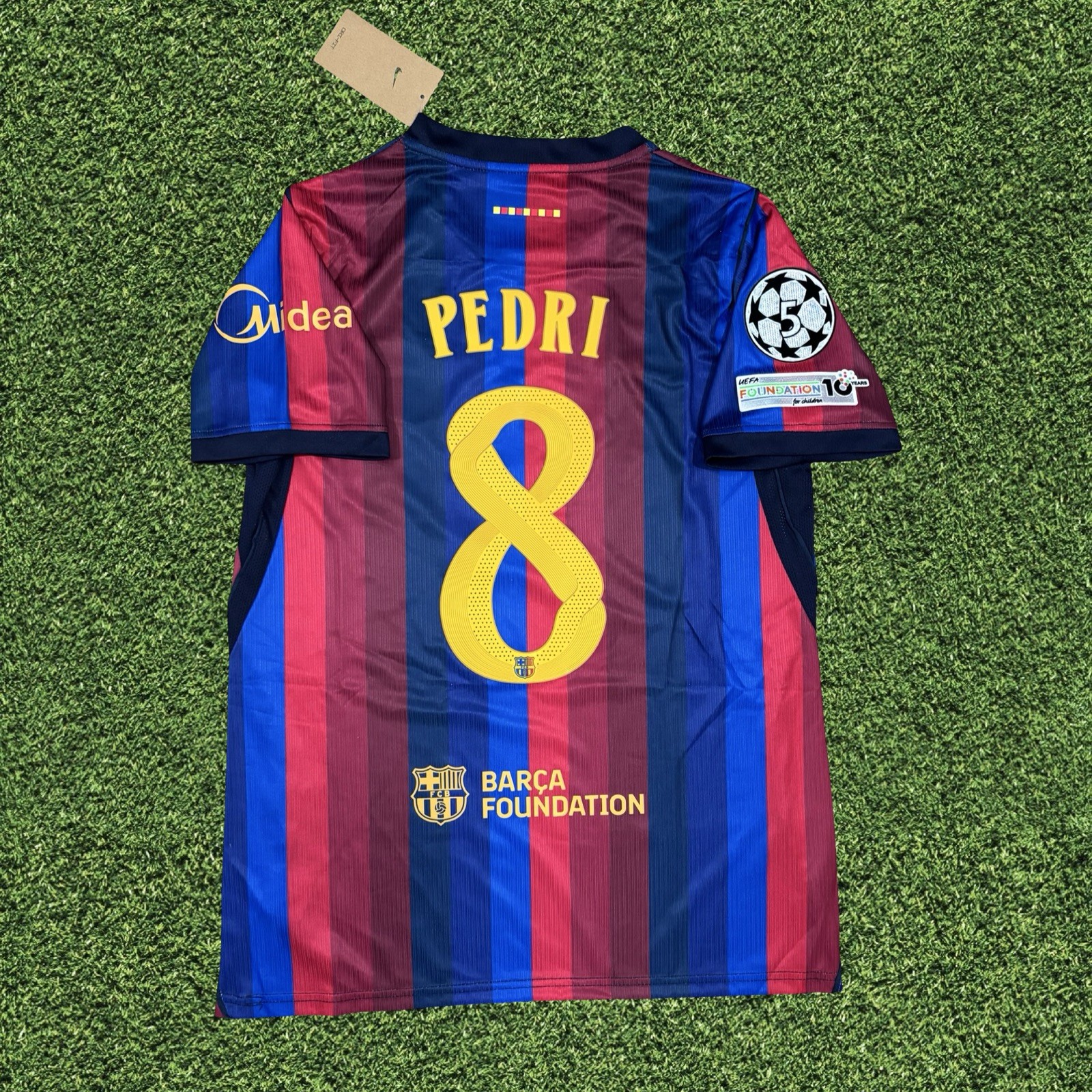 FC Barcelona Pedri #8 Soccer Jersey (Fan Version)