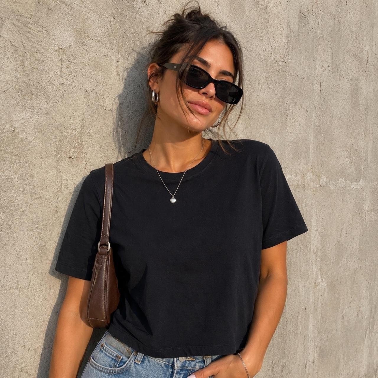 Athleta Black Relaxed Short Sleeve Top Womens Medium Crew Neck Boxy Athleisure Athleta Black Relaxed Short Sleeve Top Womens Medium Crew Neck Boxy Athleisure
