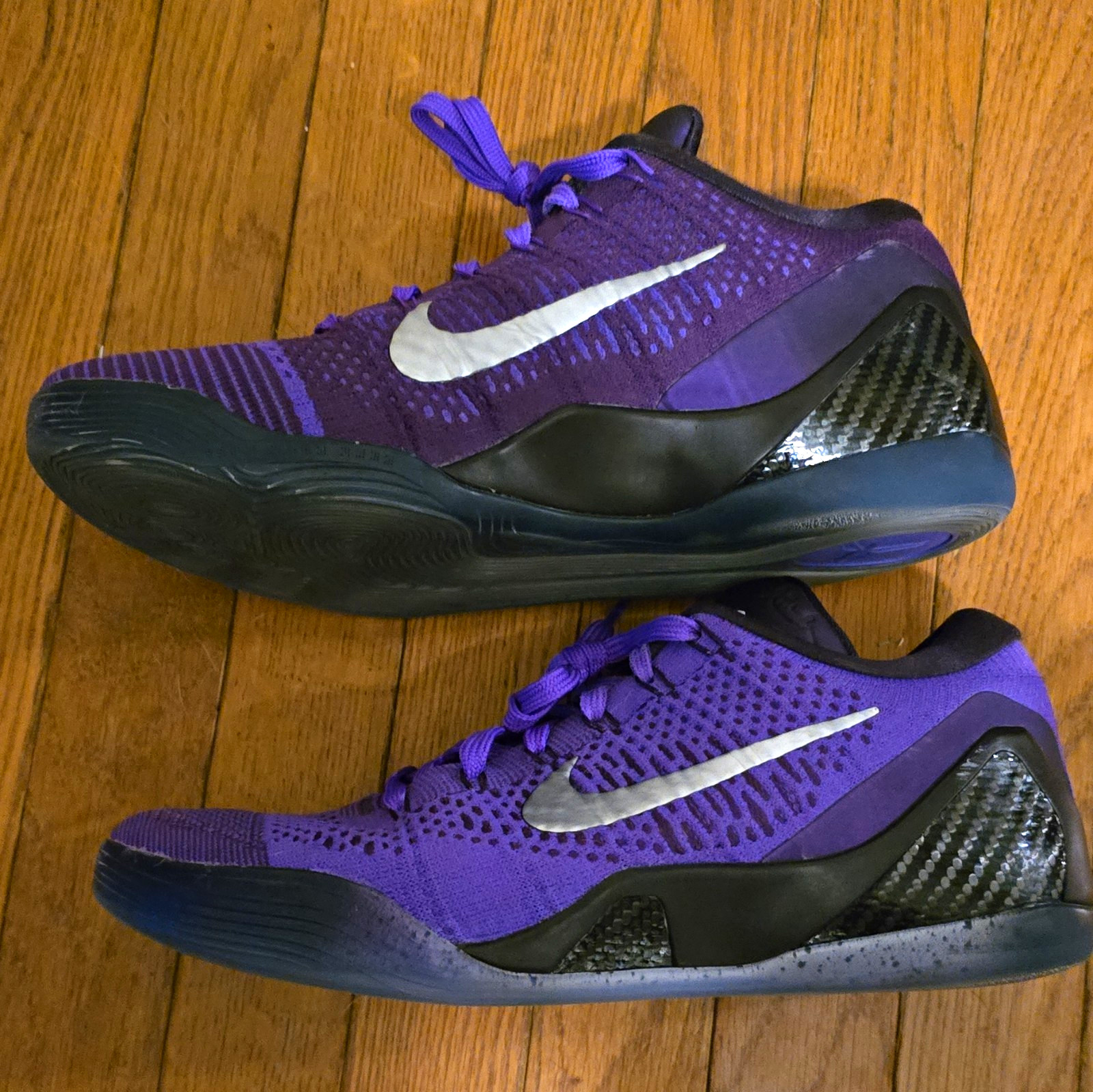 Kobe 9 Elite Low Moonwalkers