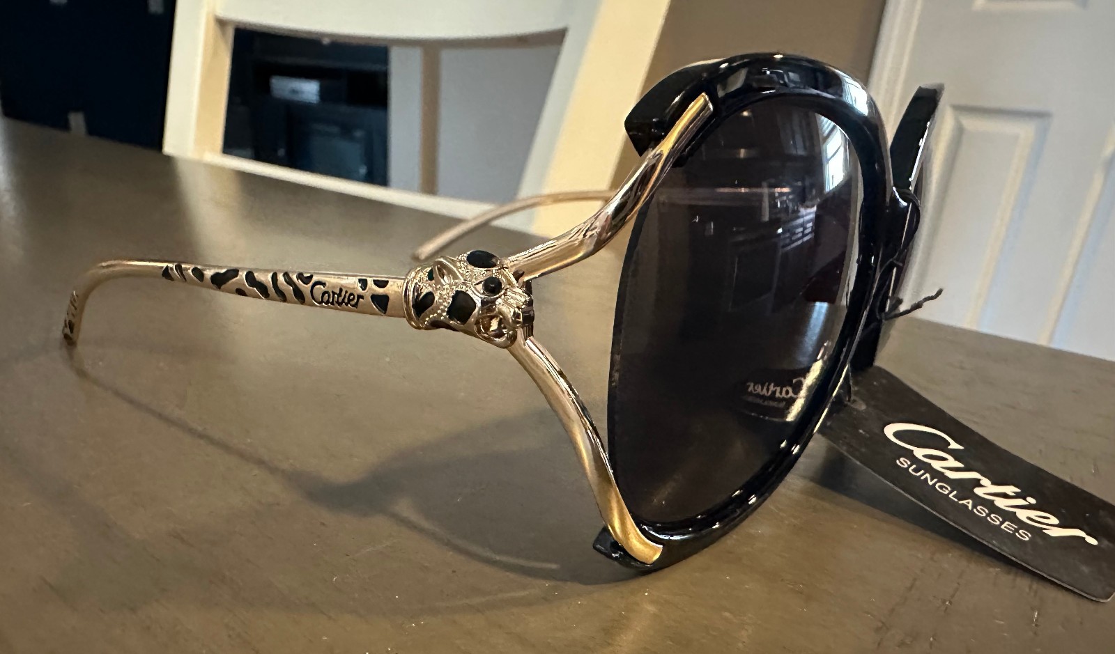 CARTIER WOMEN\'S SUN GLASSES EXCELLENT CONDITION CARTIER WOMEN\'S SUN GLASSES EXCELLENT CONDITION