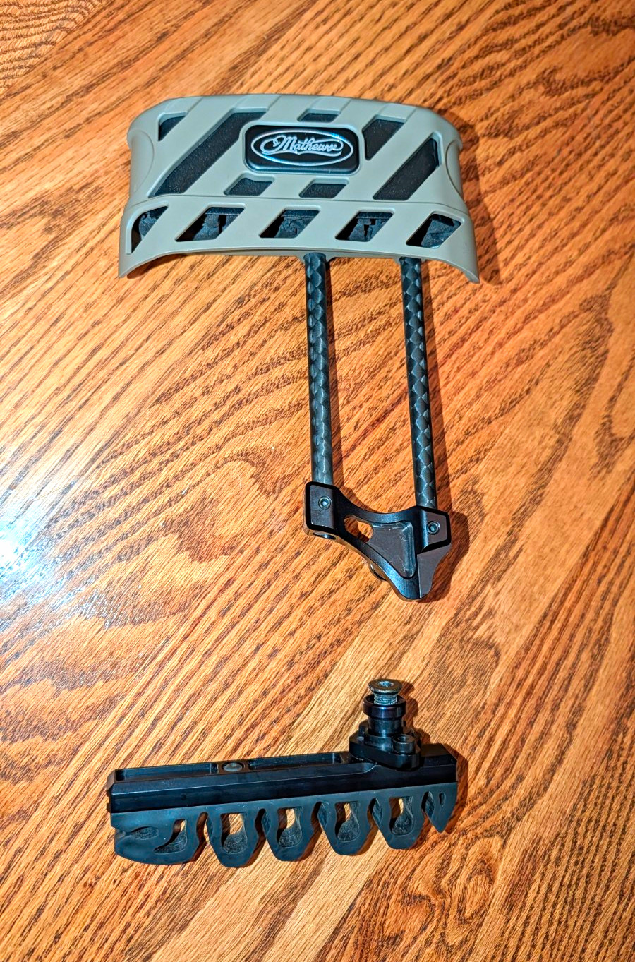 Mathews Low Pro Series Bow Quiver Mathews Low Pro Series Bow Quiver