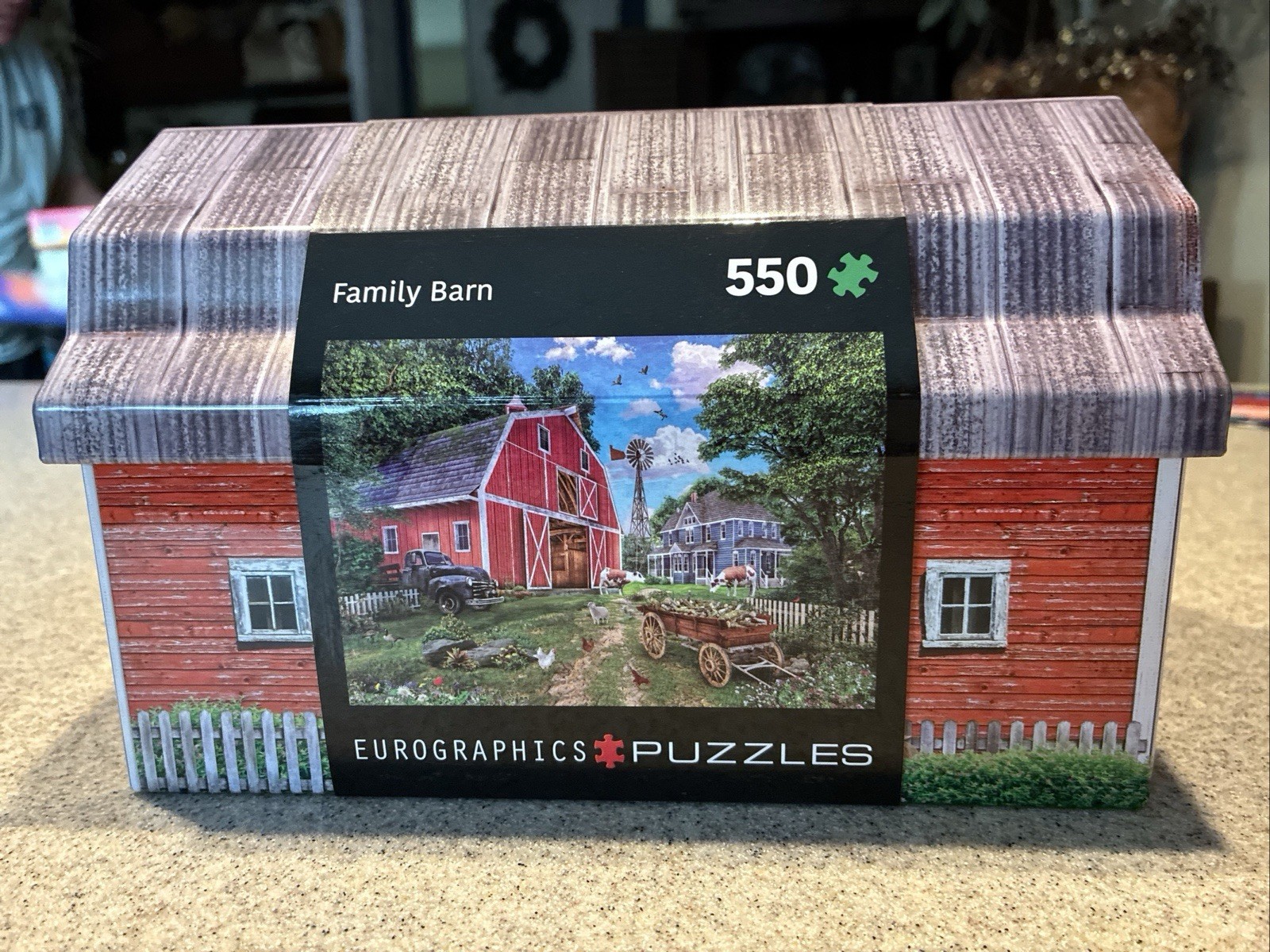 Eurographics Family Barn 550 piece Jigsaw Puzzle
