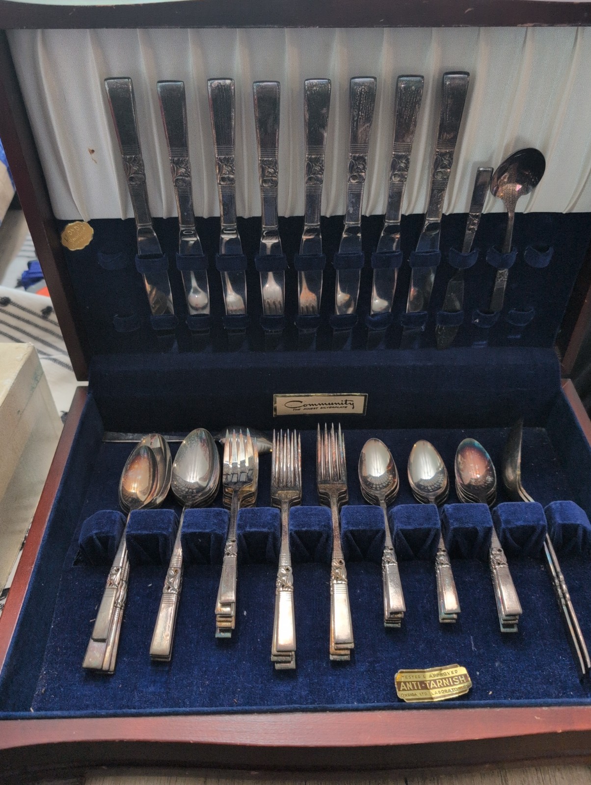 Vintage Community Plate Silverplate Flatware 51 pcs Set Incomplete w/ Case Vintage Community Plate Silverplate Flatware 51 pcs Set Incomplete w/ Case