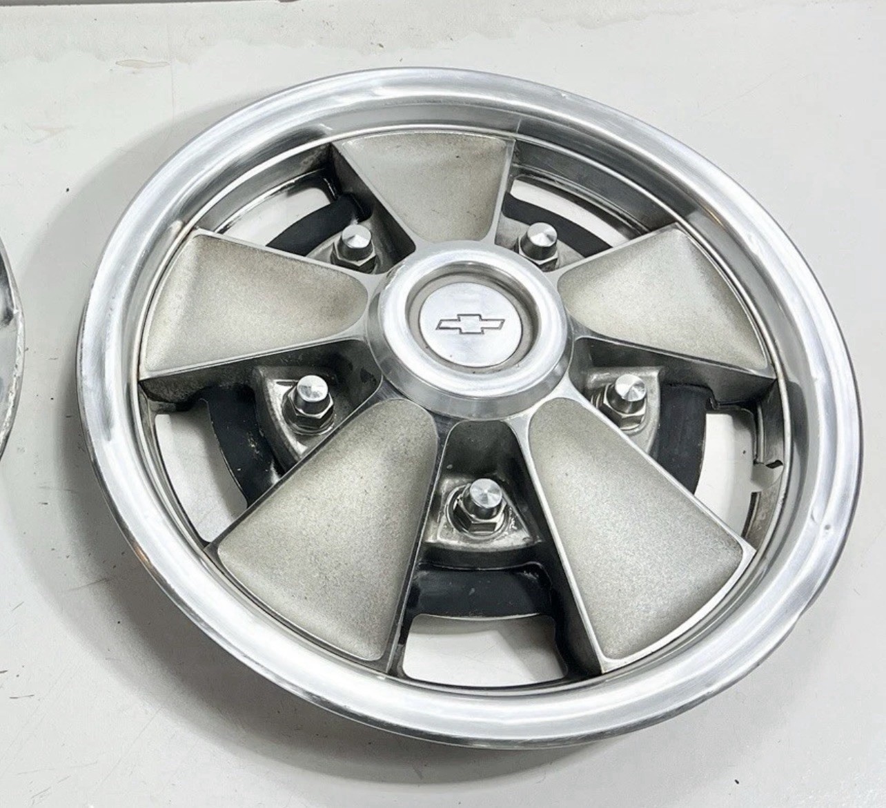 1965-\'66 Chevelle -Nova 14 Inch Wheel Covers OEM/RPO N96 Casting No. 551851 Cap 1965-\'66 Chevelle -Nova 14 Inch Wheel Covers OEM/RPO N96 Casting No. 551851 Cap