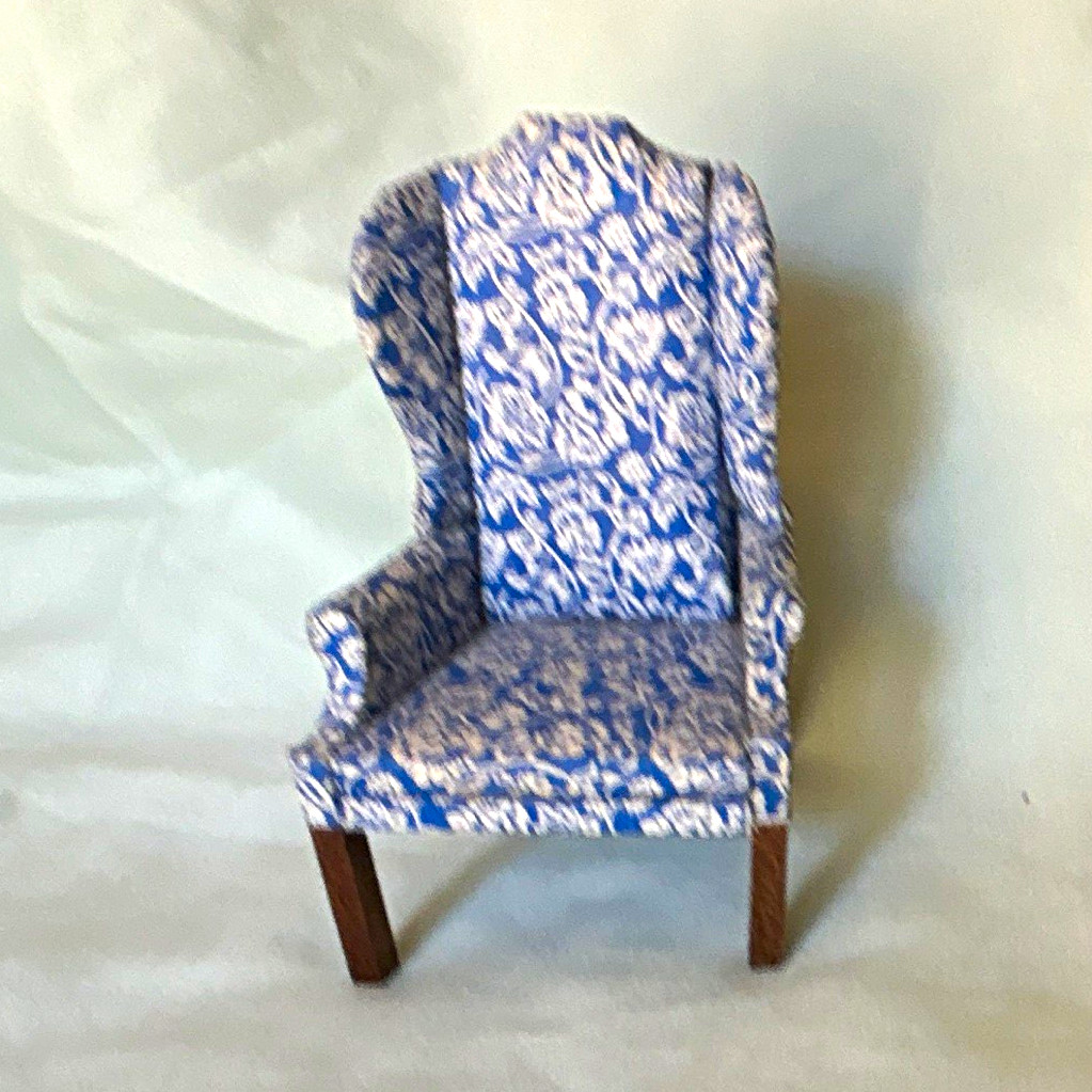 Vintage 1:12 Dollhouse Miniature Blue & White Fabric Armchair Wood Legs Brown Vintage 1:12 Dollhouse Miniature Blue & White Fabric Armchair Wood Legs Brown